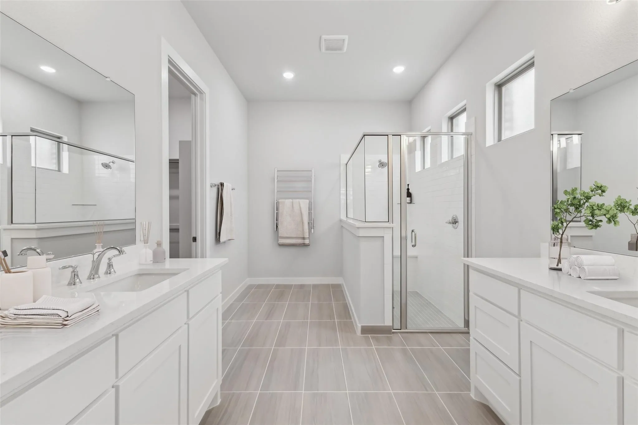 Single Family Residence For Sale in Collin County , 4421 Rustic Ridge Drive, Mc Kinney, Texas 75071, 5 Bedroom, 4 Bathroom, 2 Garage spaces, 3,609 Sqft, built in 2025, mls#21391381, Real Estate Agent in Mc Kinney, Homes For Sale in Collin county, Homes For Sale in Mc Kinney, Realtor in Mc Kinney Texas, Real Estate Brokerage Independent Realty Texas, Luminita Cordes Realtor