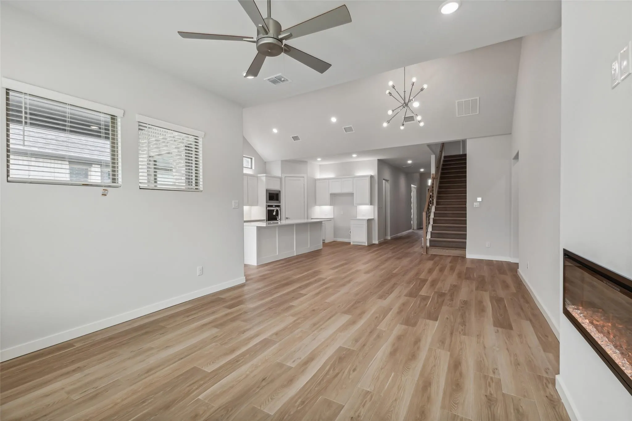 Single Family Residence For Sale in Collin County , 4421 Rustic Ridge Drive, Mc Kinney, Texas 75071, 5 Bedroom, 4 Bathroom, 2 Garage spaces, 3,609 Sqft, built in 2025, mls#21391381, Real Estate Agent in Mc Kinney, Homes For Sale in Collin county, Homes For Sale in Mc Kinney, Realtor in Mc Kinney Texas, Real Estate Brokerage Independent Realty Texas, Luminita Cordes Realtor