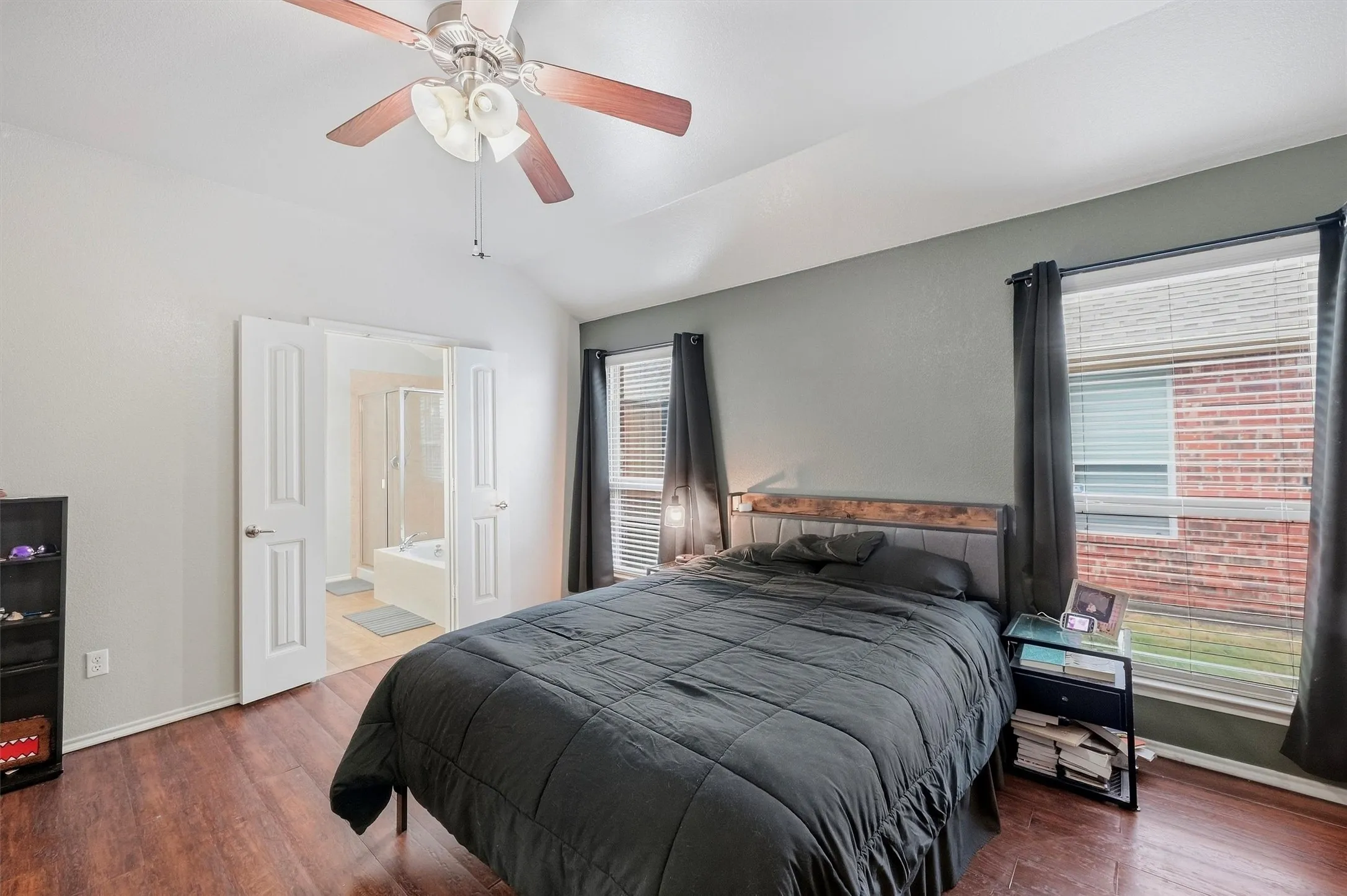 Single Family Residence For Sale in Grayson County , 409 Bryn Mawr Lane, Van Alstyne, Texas 75495, 3 Bedroom, 2 Bathroom, 2 Garage spaces, 1,658 Sqft, built in 2013, mls#21390653, Real Estate Agent in Van Alstyne, Homes For Sale in Grayson county, Homes For Sale in Van Alstyne, Realtor in Van Alstyne Texas, Real Estate Brokerage Independent Realty Texas, Luminita Cordes Realtor