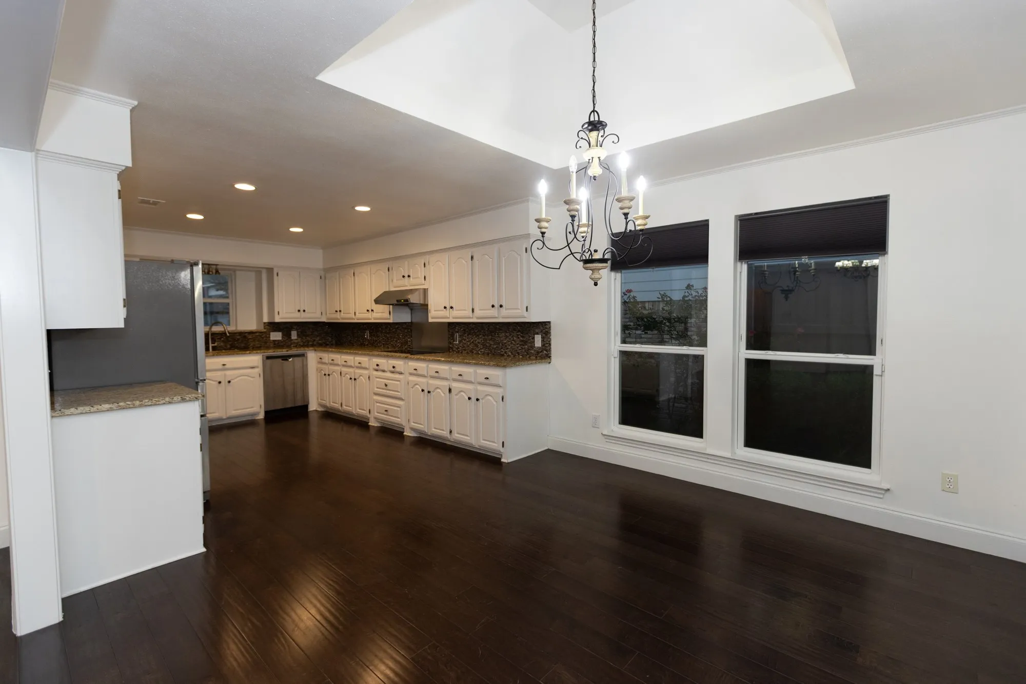 Single Family Residence For Rent in Collin County , 4669 Portrait Lane, Plano, Texas 75024, 3 Bedroom, 3 Bathroom, 2 Garage spaces, 2,299 Sqft, built in 1987, mls#21391245, Real Estate Agent in Plano, Homes For Rent in Collin county, Homes For Rent in Plano, Realtor in Plano Texas, Real Estate Brokerage Independent Realty Texas, Luminita Cordes Realtor