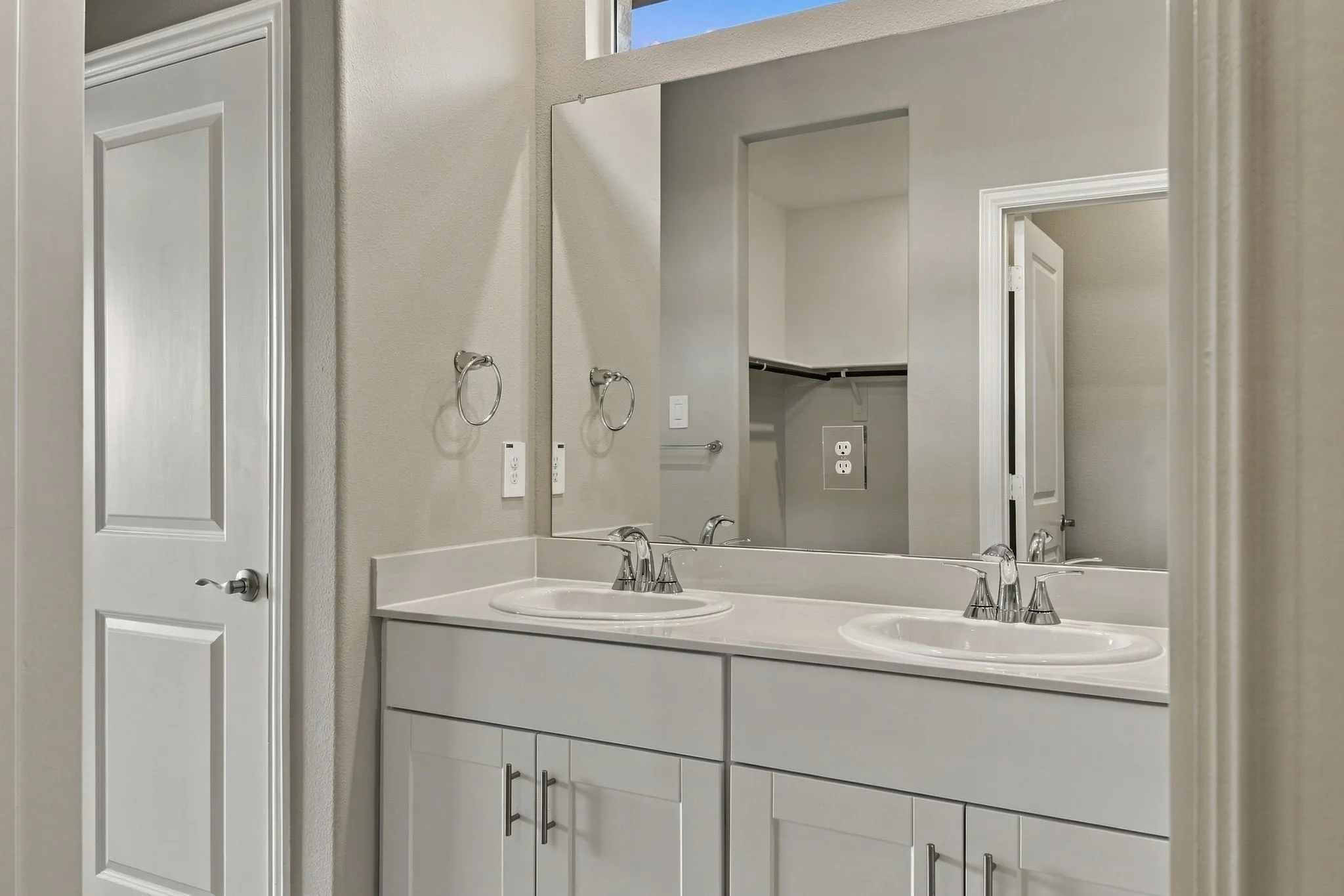 Single Family Residence For Rent in Collin County , 1203 Bridgewalk Drive, Mc Kinney, Texas 75071, 3 Bedroom, 2 Bathroom, 2 Garage spaces, 1,318 Sqft, built in 2026, mls#21391388, Real Estate Agent in Mc Kinney, Homes For Rent in Collin county, Homes For Rent in Mc Kinney, Realtor in Mc Kinney Texas, Real Estate Brokerage Independent Realty Texas, Luminita Cordes Realtor