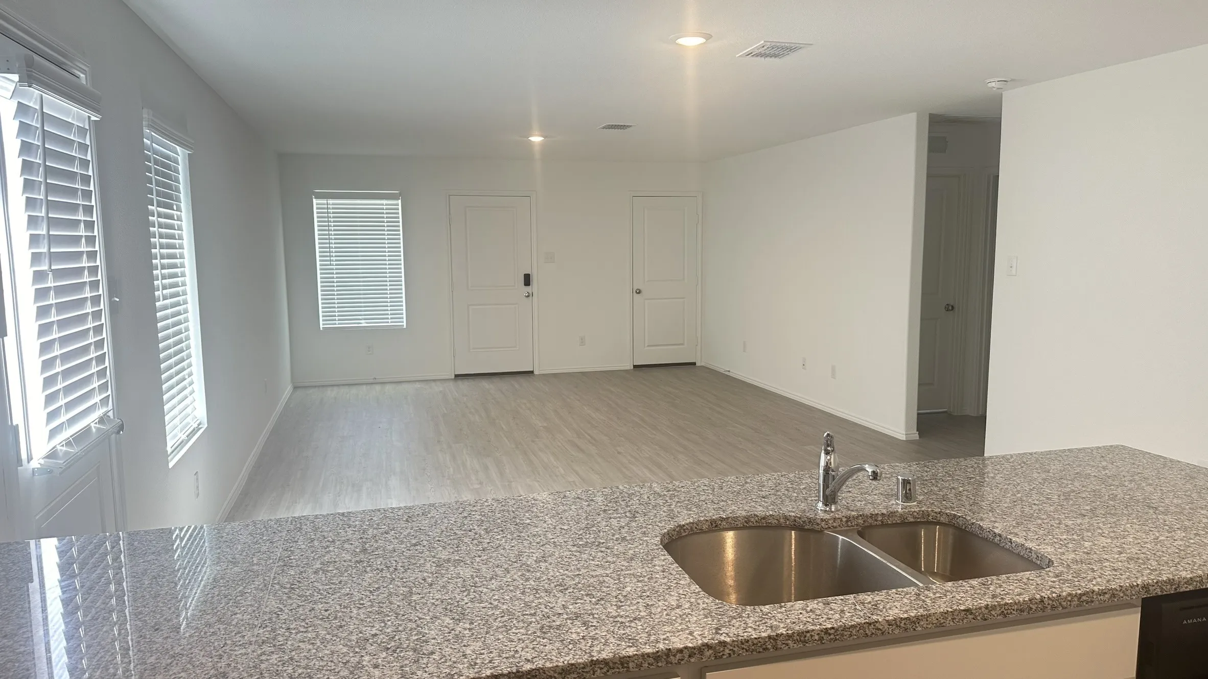 Single Family Residence For Rent in Collin County , 3420 Flicker Place, Mc Kinney, Texas 75071, 3 Bedroom, 2 Bathroom, 2 Garage spaces, 1,264 Sqft, built in 2024, mls#21391394, Real Estate Agent in Mc Kinney, Homes For Rent in Collin county, Homes For Rent in Mc Kinney, Realtor in Mc Kinney Texas, Real Estate Brokerage Independent Realty Texas, Luminita Cordes Realtor
