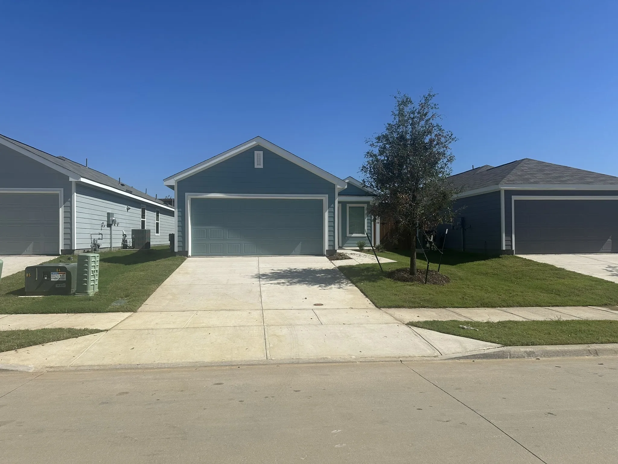Single Family Residence For Rent in Collin County , 3420 Flicker Place, Mc Kinney, Texas 75071, 3 Bedroom, 2 Bathroom, 2 Garage spaces, 1,264 Sqft, built in 2024, mls#21391394, Real Estate Agent in Mc Kinney, Homes For Rent in Collin county, Homes For Rent in Mc Kinney, Realtor in Mc Kinney Texas, Real Estate Brokerage Independent Realty Texas, Luminita Cordes Realtor