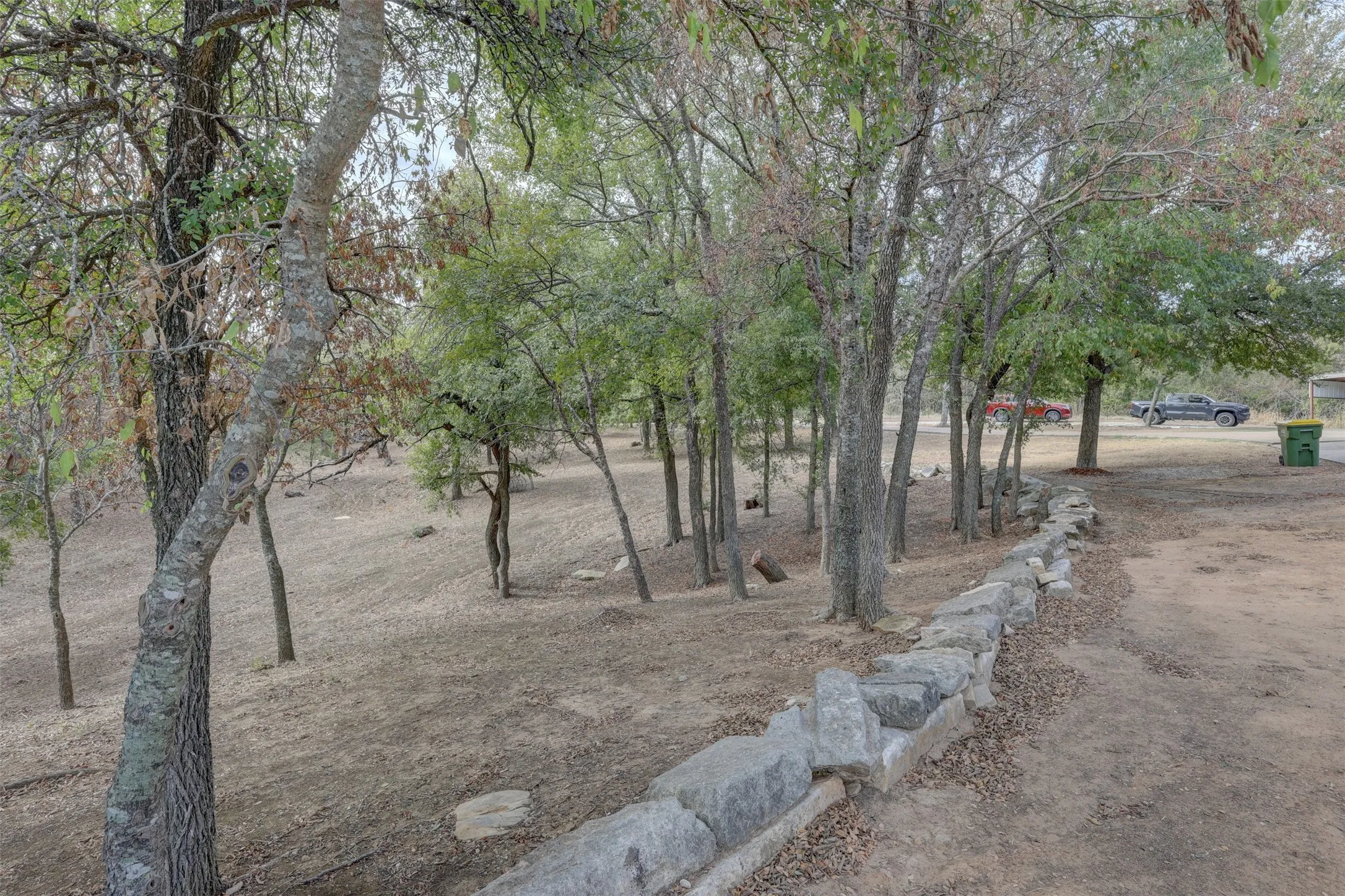 Single Family Residence For Sale in Hill County , 201 Hcr 2127, Whitney, Texas 76692, 5 Bedroom, 3 Bathroom, 2 Garage spaces, 2,388 Sqft, built in 2006, mls#21391397, Real Estate Agent in Whitney, Homes For Sale in Hill county, Homes For Sale in Whitney, Realtor in Whitney Texas, Real Estate Brokerage Independent Realty Texas, Luminita Cordes Realtor