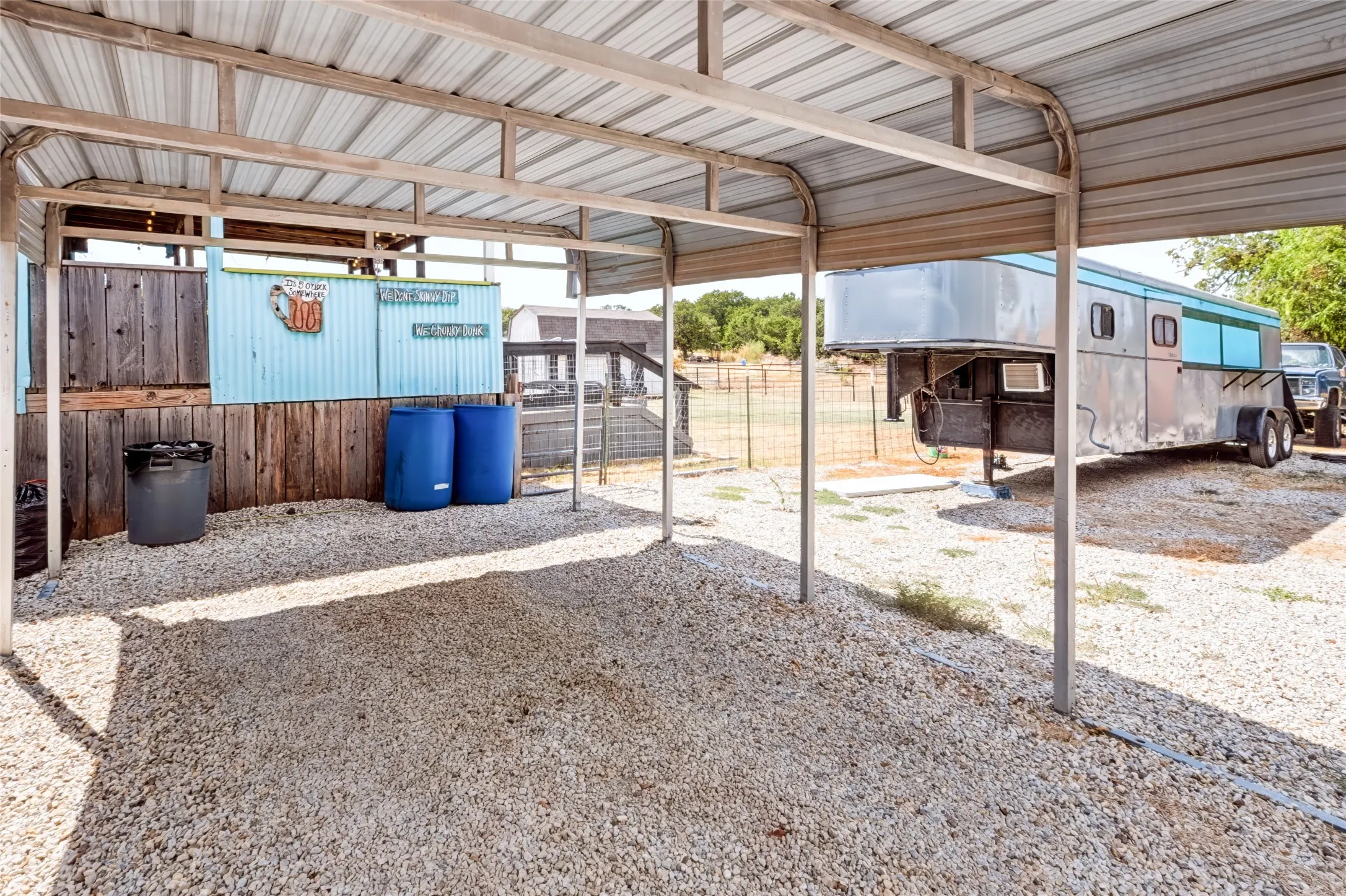 Mobile Home For Sale in Parker County , 170 Western Lake Drive, Weatherford, Texas 76087, 4 Bedroom, 2 Bathroom, Garage spaces, 1,800 Sqft, built in 2017, mls#21390964, Real Estate Agent in Weatherford, Homes For Sale in Parker county, Homes For Sale in Weatherford, Realtor in Weatherford Texas, Real Estate Brokerage Independent Realty Texas, Luminita Cordes Realtor