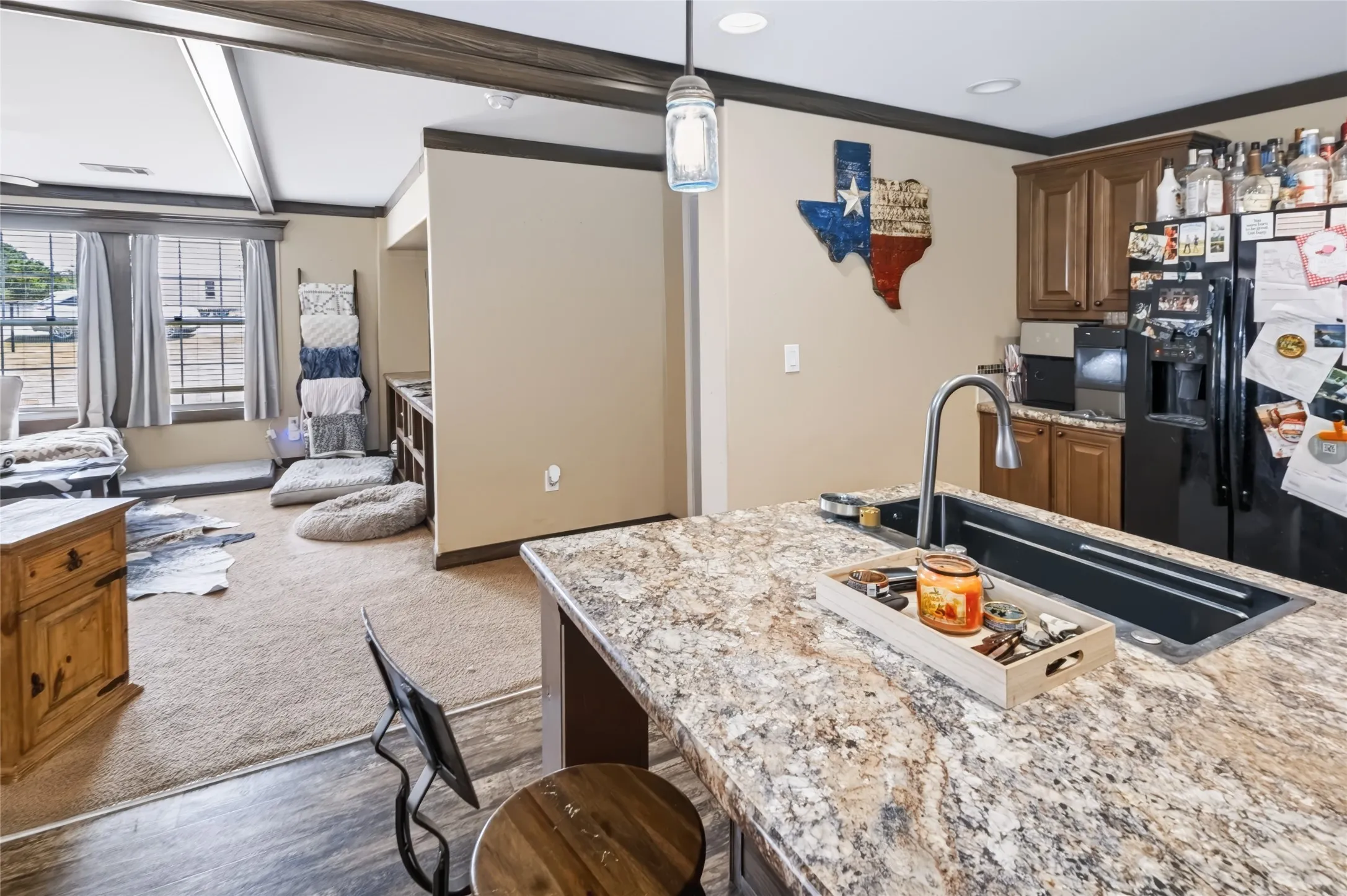 Mobile Home For Sale in Parker County , 170 Western Lake Drive, Weatherford, Texas 76087, 4 Bedroom, 2 Bathroom, Garage spaces, 1,800 Sqft, built in 2017, mls#21390964, Real Estate Agent in Weatherford, Homes For Sale in Parker county, Homes For Sale in Weatherford, Realtor in Weatherford Texas, Real Estate Brokerage Independent Realty Texas, Luminita Cordes Realtor