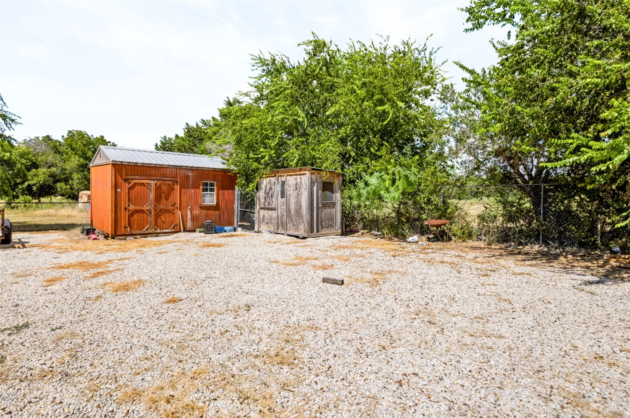 Mobile Home For Sale in Parker County , 170 Western Lake Drive, Weatherford, Texas 76087, 4 Bedroom, 2 Bathroom, Garage spaces, 1,800 Sqft, built in 2017, mls#21390964, Real Estate Agent in Weatherford, Homes For Sale in Parker county, Homes For Sale in Weatherford, Realtor in Weatherford Texas, Real Estate Brokerage Independent Realty Texas, Luminita Cordes Realtor