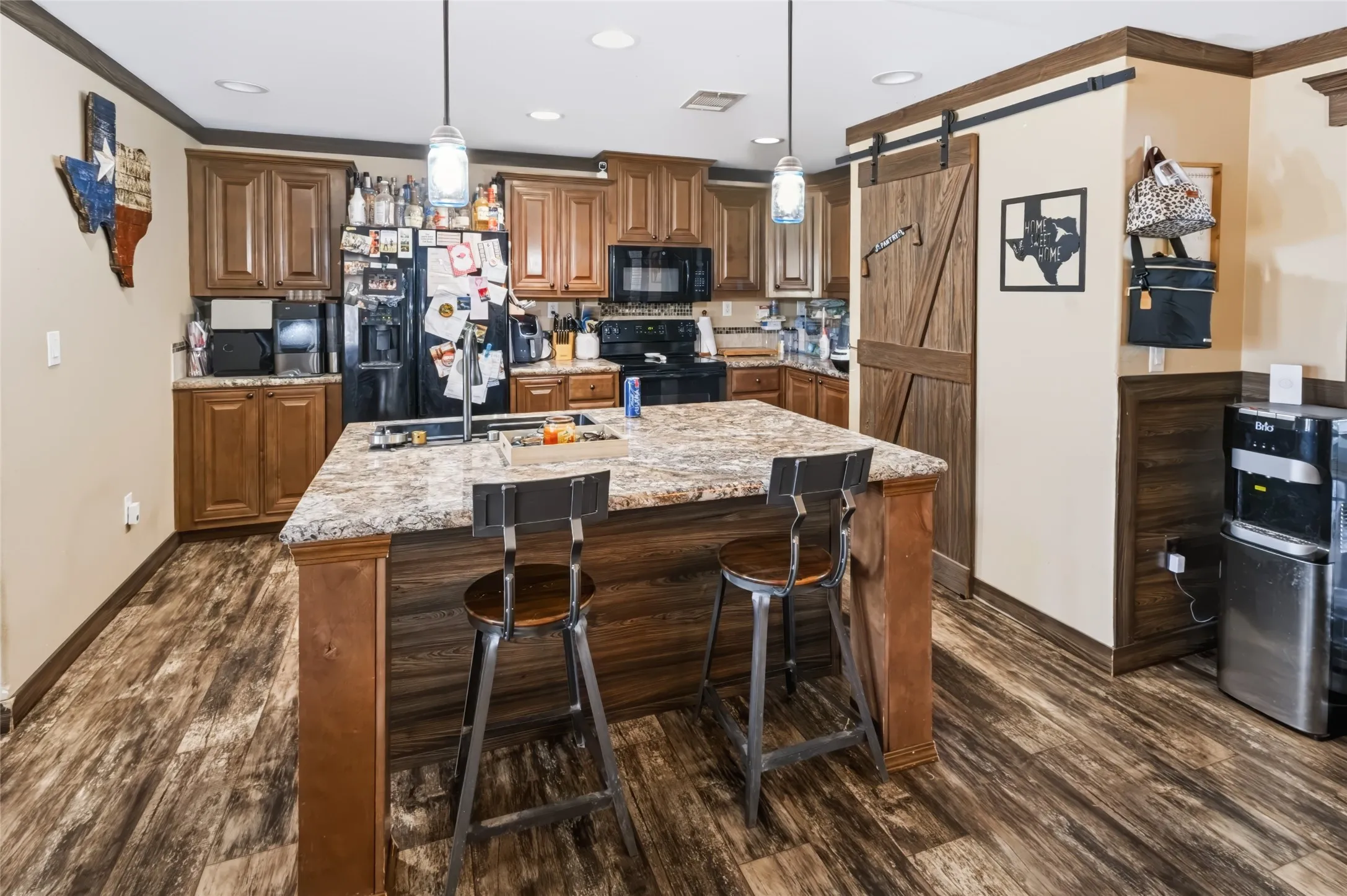 Mobile Home For Sale in Parker County , 170 Western Lake Drive, Weatherford, Texas 76087, 4 Bedroom, 2 Bathroom, Garage spaces, 1,800 Sqft, built in 2017, mls#21390964, Real Estate Agent in Weatherford, Homes For Sale in Parker county, Homes For Sale in Weatherford, Realtor in Weatherford Texas, Real Estate Brokerage Independent Realty Texas, Luminita Cordes Realtor