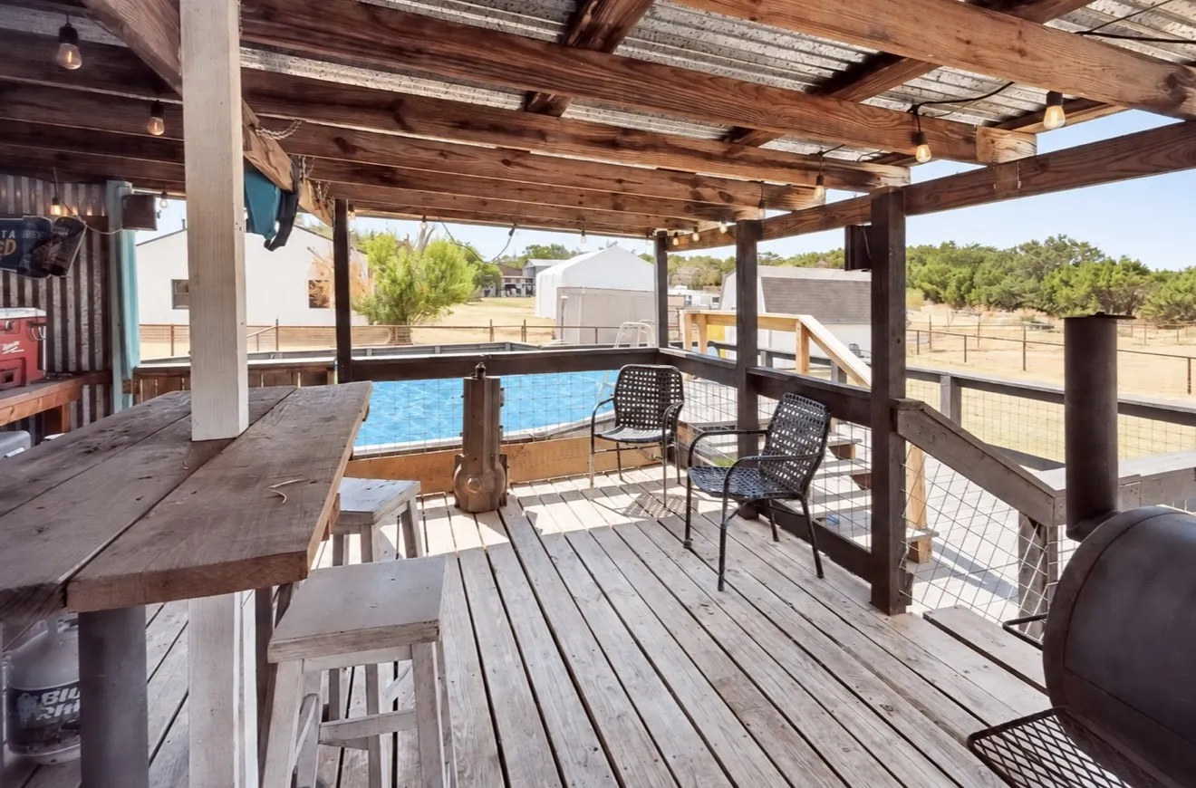 Mobile Home For Sale in Parker County , 170 Western Lake Drive, Weatherford, Texas 76087, 4 Bedroom, 2 Bathroom, Garage spaces, 1,800 Sqft, built in 2017, mls#21390964, Real Estate Agent in Weatherford, Homes For Sale in Parker county, Homes For Sale in Weatherford, Realtor in Weatherford Texas, Real Estate Brokerage Independent Realty Texas, Luminita Cordes Realtor