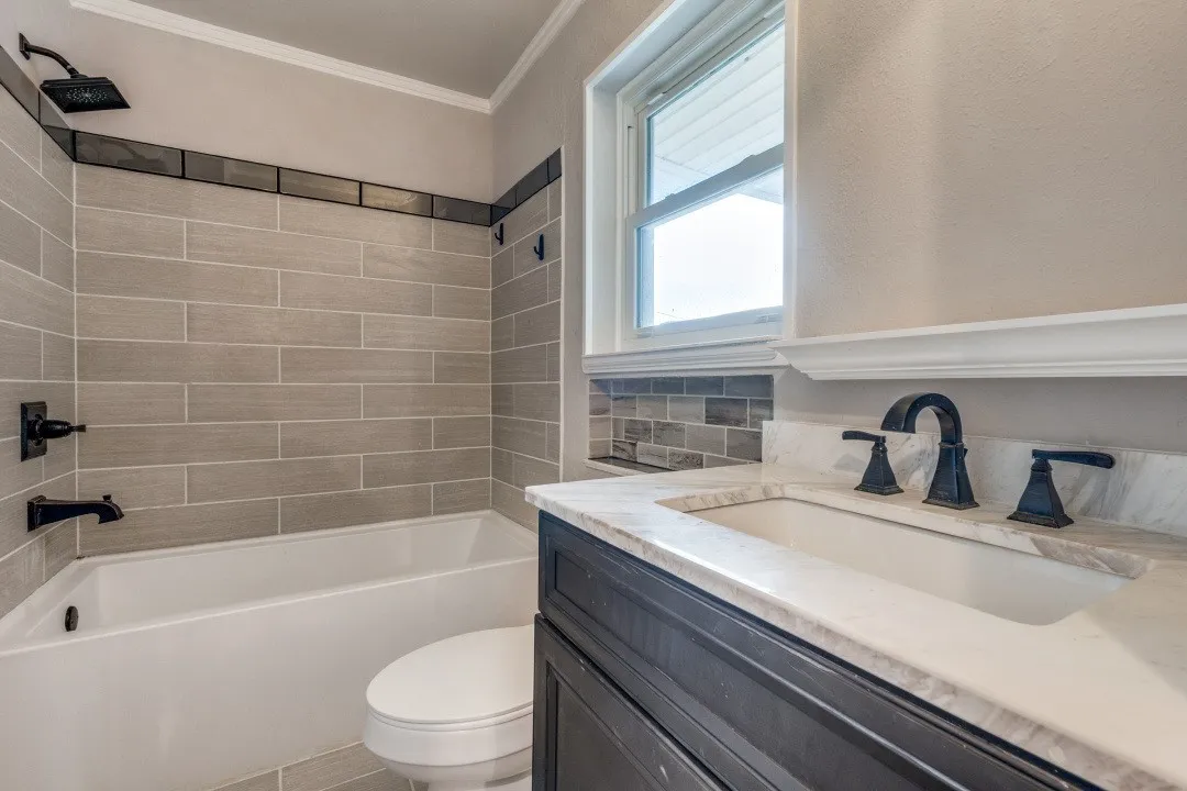 Single Family Residence For Sale in Dallas County , 11049 Paddock Circle, Dallas, Texas 75238, 3 Bedroom, 2 Bathroom, 2 Garage spaces, 1,255 Sqft, built in 1962, mls#21391108, Real Estate Agent in Dallas, Homes For Sale in Dallas county, Homes For Sale in Dallas, Realtor in Dallas Texas, Real Estate Brokerage Independent Realty Texas, Luminita Cordes Realtor