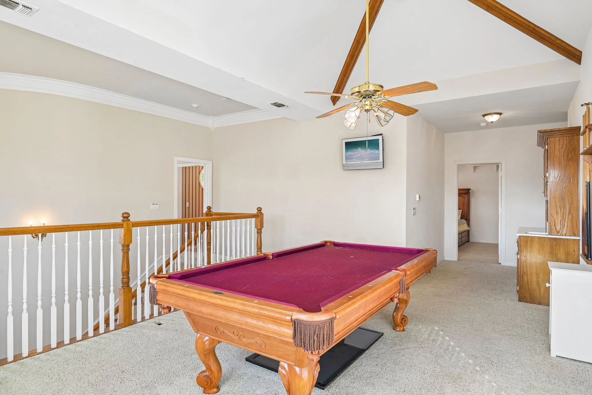 Gameroom with built-ins