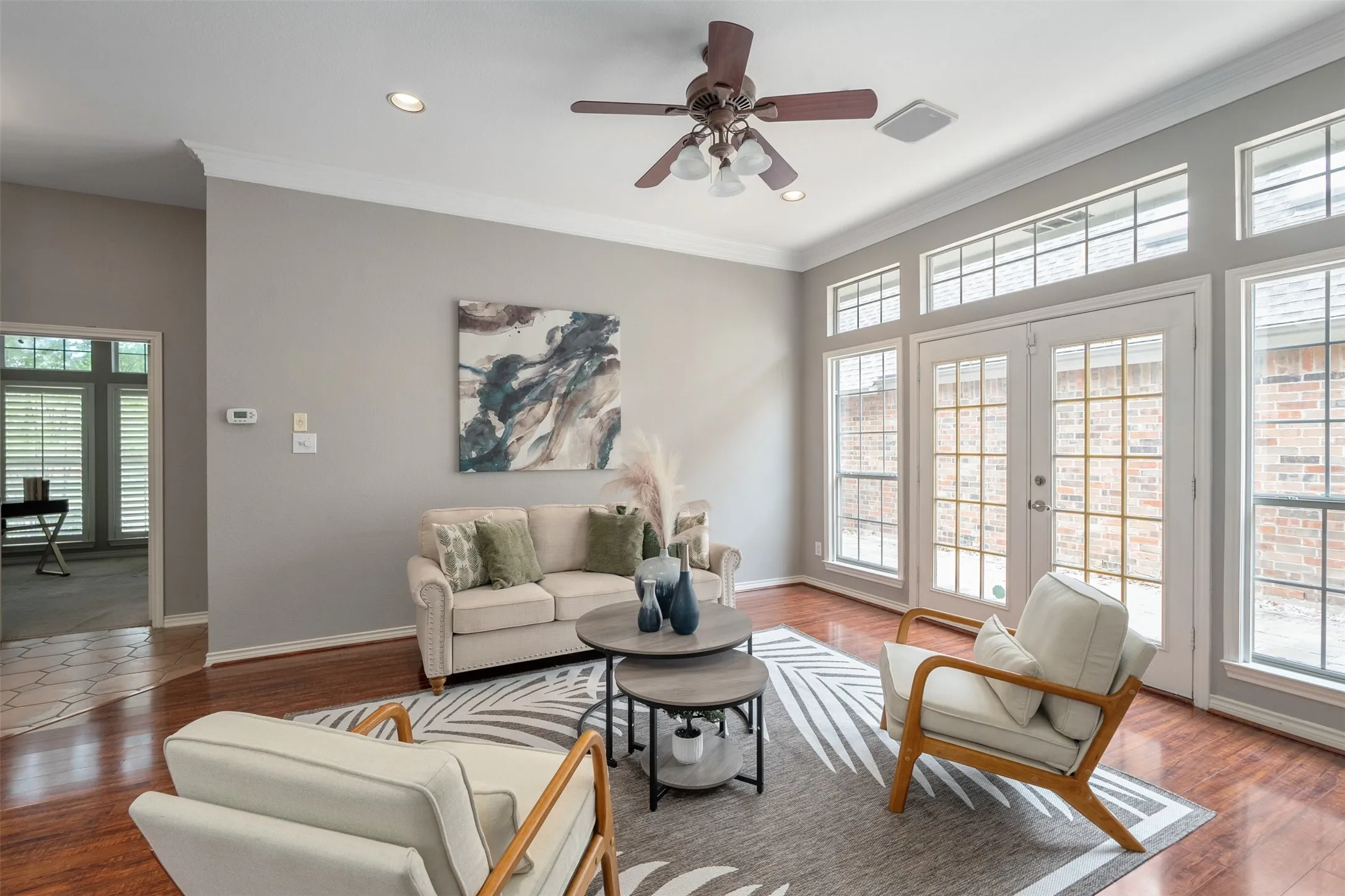 Single Family Residence For Rent in Dallas County , 8620 Forest Glen Drive, Irving, Texas 75063, 3 Bedroom, 2 Bathroom, 2 Garage spaces, 1,660 Sqft, built in 1995, mls#21389931, Real Estate Agent in Irving, Homes For Rent in Dallas county, Homes For Rent in Irving, Realtor in Irving Texas, Real Estate Brokerage Independent Realty Texas, Luminita Cordes Realtor