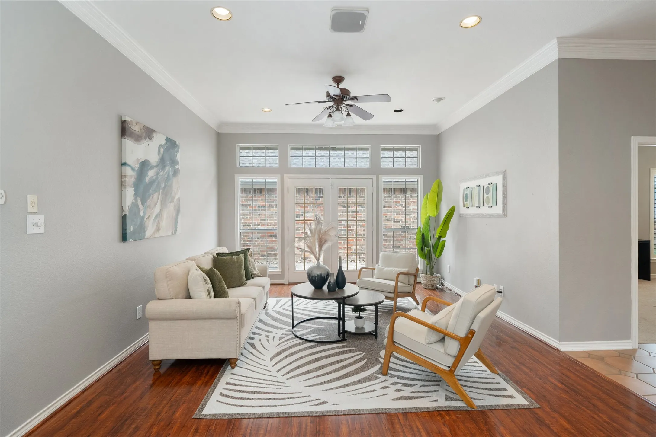Single Family Residence For Rent in Dallas County , 8620 Forest Glen Drive, Irving, Texas 75063, 3 Bedroom, 2 Bathroom, 2 Garage spaces, 1,660 Sqft, built in 1995, mls#21389931, Real Estate Agent in Irving, Homes For Rent in Dallas county, Homes For Rent in Irving, Realtor in Irving Texas, Real Estate Brokerage Independent Realty Texas, Luminita Cordes Realtor