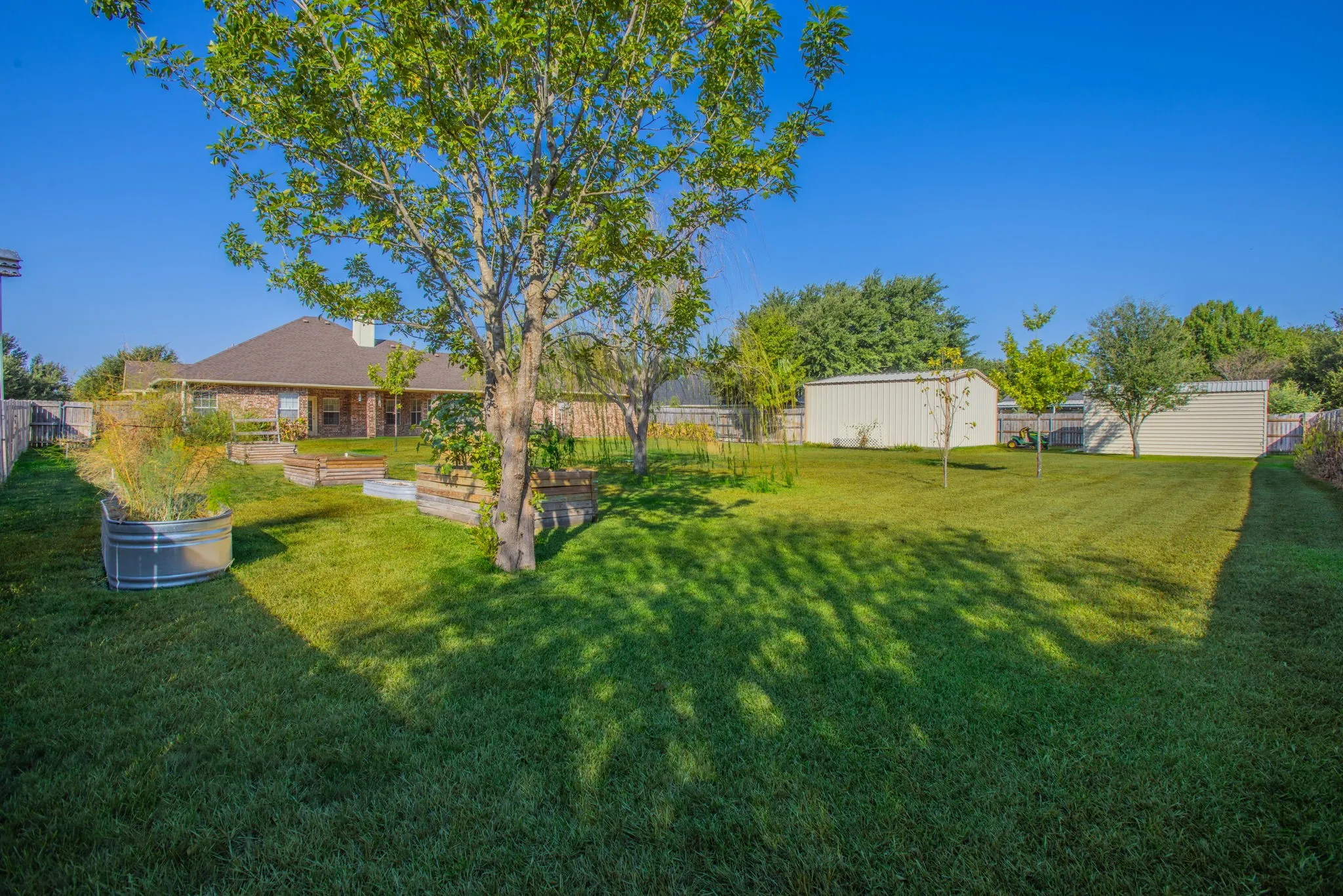 Single Family Residence For Sale in Mc Lennan County , 704 Saratoga Drive, Robinson, Texas 76706, 3 Bedroom, 3 Bathroom, 4 Garage spaces, 2,228 Sqft, built in 1998, mls#21391405, Real Estate Agent in Robinson, Homes For Sale in Mc Lennan county, Homes For Sale in Robinson, Realtor in Robinson Texas, Real Estate Brokerage Independent Realty Texas, Luminita Cordes Realtor