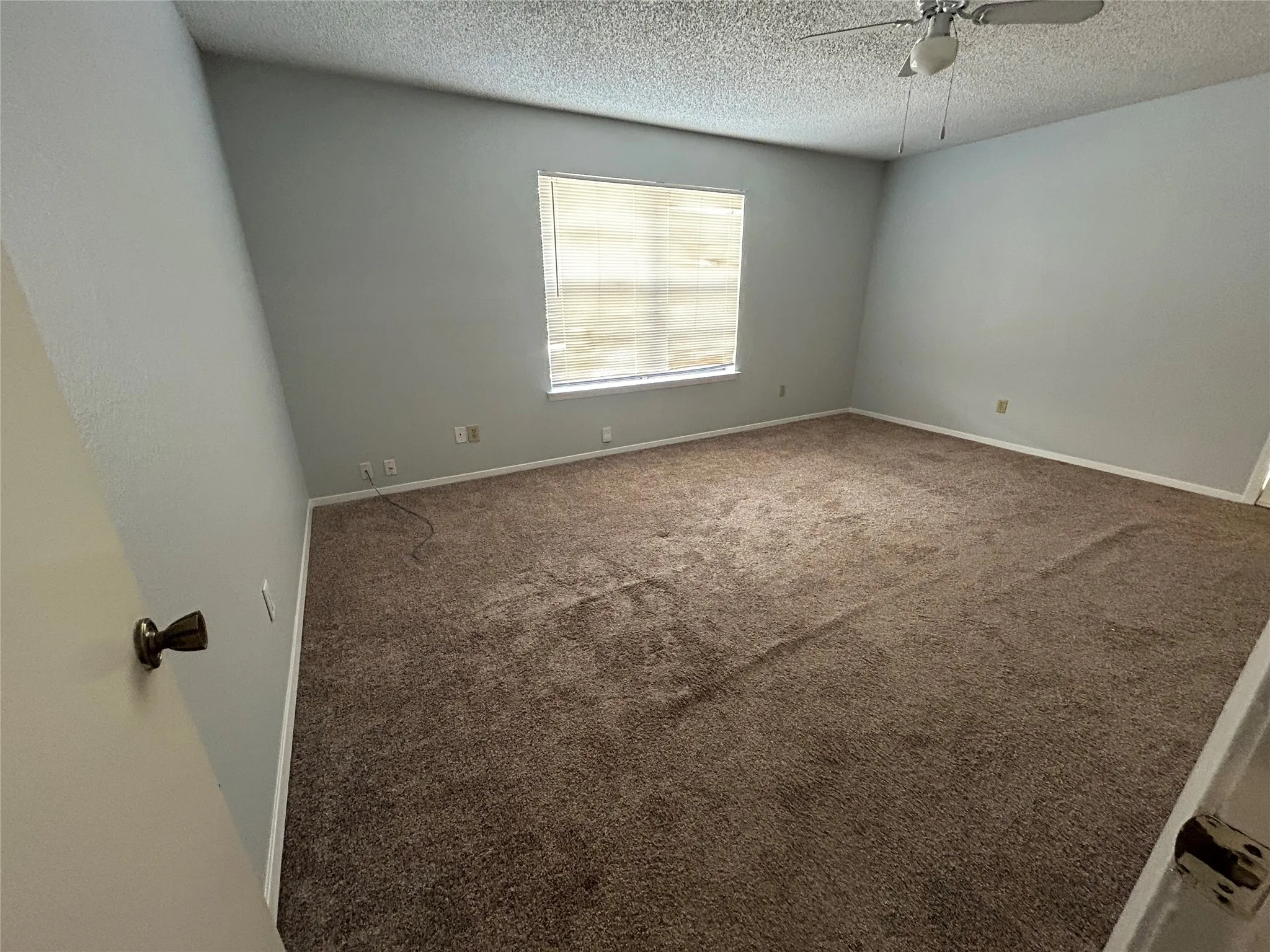Duplex For Rent in Tarrant County , 7738 Sable Lane, North Richland Hills, Texas 76182, 2 Bedroom, 2 Bathroom, Garage spaces, 1,077 Sqft, built in 1985, mls#21391398, Real Estate Agent in North Richland Hills, Homes For Rent in Tarrant county, Homes For Rent in North Richland Hills, Realtor in North Richland Hills Texas, Real Estate Brokerage Independent Realty Texas, Luminita Cordes Realtor