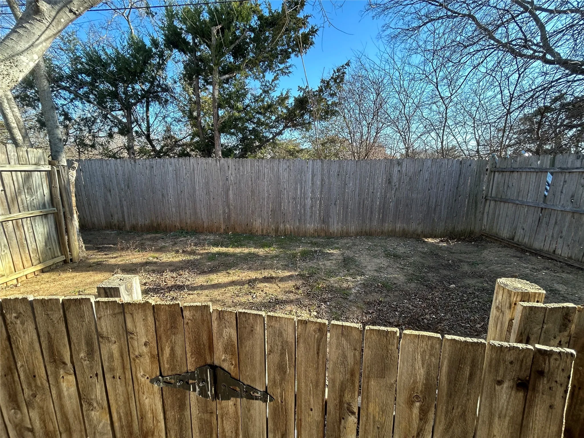 Duplex For Rent in Tarrant County , 7738 Sable Lane, North Richland Hills, Texas 76182, 2 Bedroom, 2 Bathroom, Garage spaces, 1,077 Sqft, built in 1985, mls#21391398, Real Estate Agent in North Richland Hills, Homes For Rent in Tarrant county, Homes For Rent in North Richland Hills, Realtor in North Richland Hills Texas, Real Estate Brokerage Independent Realty Texas, Luminita Cordes Realtor