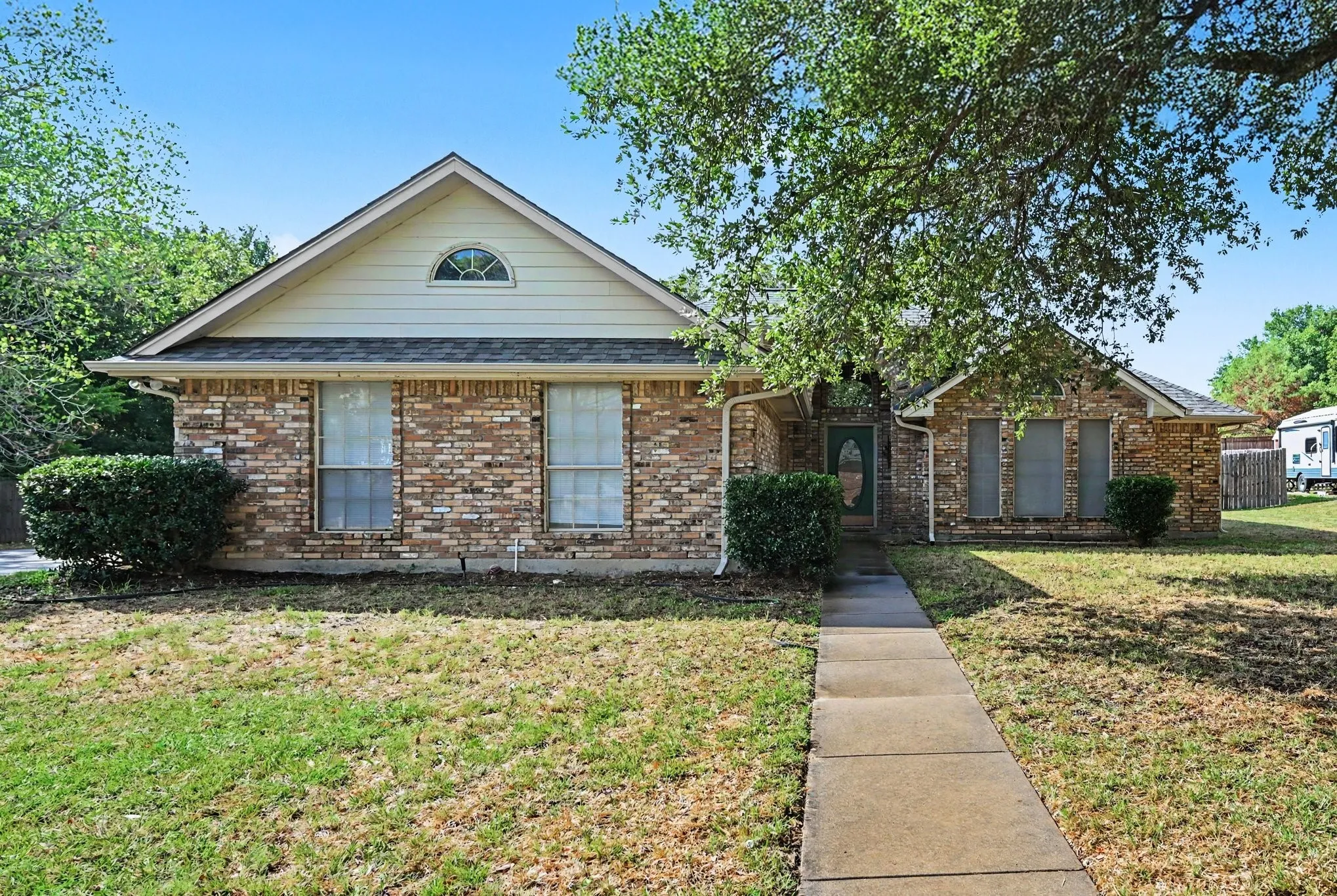Single Family Residence For Sale