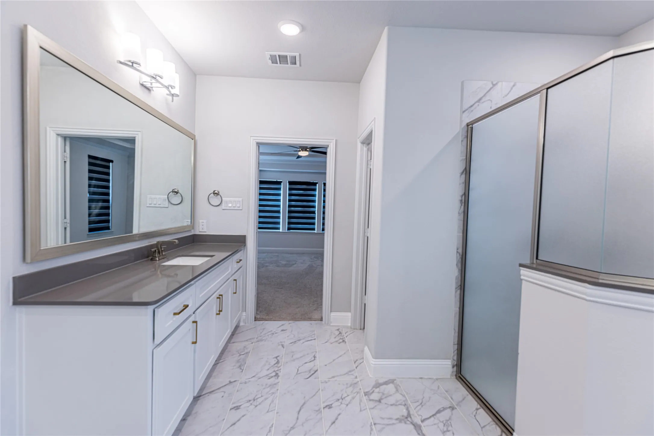Single Family Residence For Sale in Collin County , 11811 Great Trail, Frisco, Texas 75035, 5 Bedroom, 5 Bathroom, 2 Garage spaces, 3,824 Sqft, built in 2022, mls#21391386, Real Estate Agent in Frisco, Homes For Sale in Collin county, Homes For Sale in Frisco, Realtor in Frisco Texas, Real Estate Brokerage Independent Realty Texas, Luminita Cordes Realtor