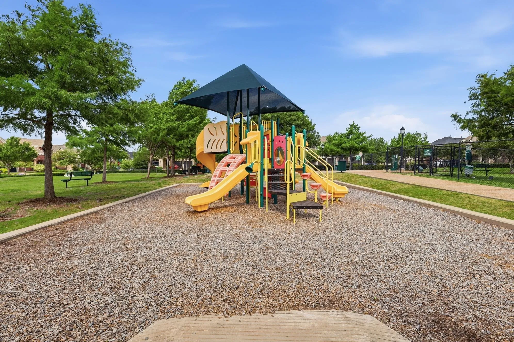 Single Family Residence For Sale in Denton County , 5104 Shallow Pond Drive, Little Elm, Texas 76227, 4 Bedroom, 3 Bathroom, 2 Garage spaces, 2,667 Sqft, built in 2018, mls#21391410, Real Estate Agent in Little Elm, Homes For Sale in Denton county, Homes For Sale in Little Elm, Realtor in Little Elm Texas, Real Estate Brokerage Independent Realty Texas, Luminita Cordes Realtor