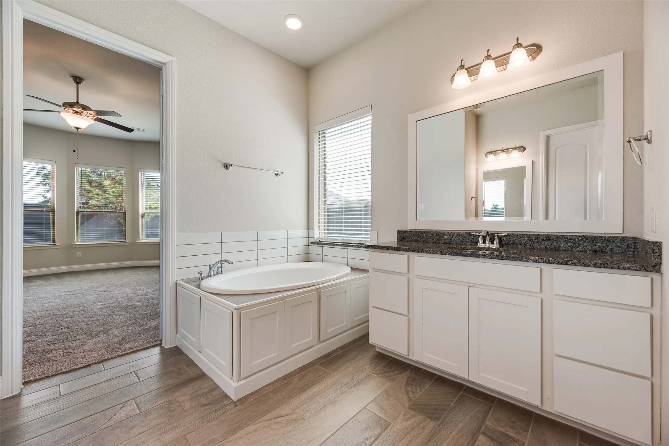 Single Family Residence For Sale in Denton County , 5104 Shallow Pond Drive, Little Elm, Texas 76227, 4 Bedroom, 3 Bathroom, 2 Garage spaces, 2,667 Sqft, built in 2018, mls#21391410, Real Estate Agent in Little Elm, Homes For Sale in Denton county, Homes For Sale in Little Elm, Realtor in Little Elm Texas, Real Estate Brokerage Independent Realty Texas, Luminita Cordes Realtor