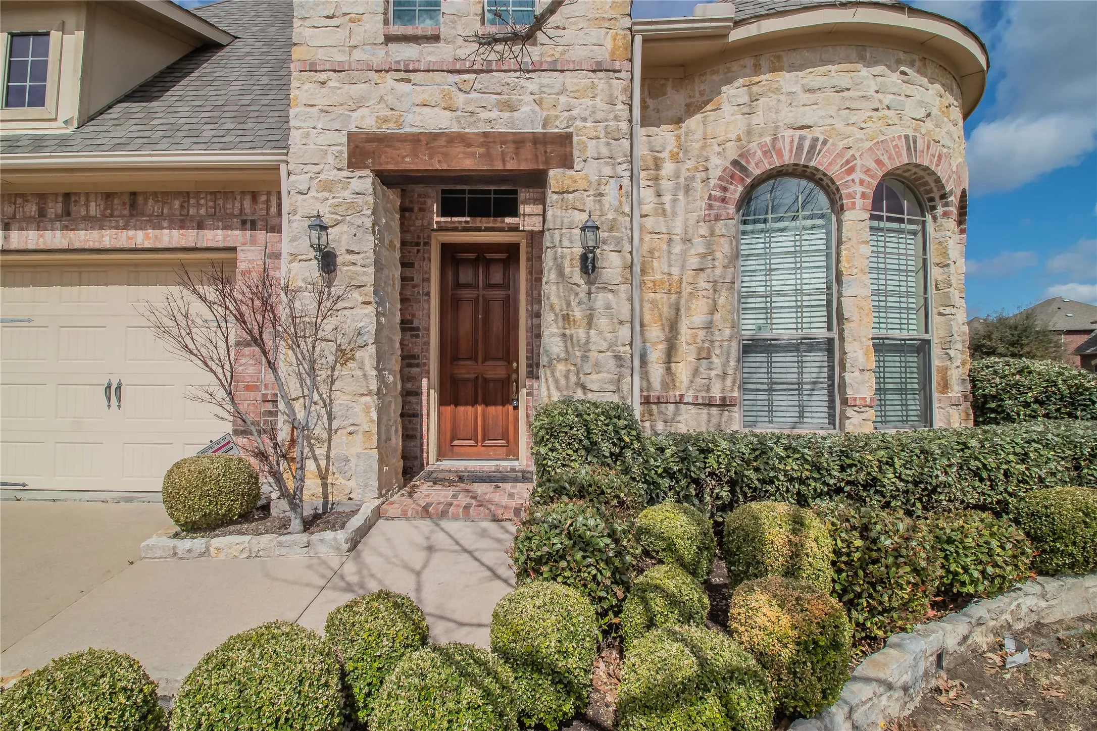 Single Family Residence For Rent in Collin County , 4647 Phillip Drive, Plano, Texas 75024, 3 Bedroom, 2 Bathroom, 2 Garage spaces, 2,207 Sqft, built in 2007, mls#21390582, Real Estate Agent in Plano, Homes For Rent in Collin county, Homes For Rent in Plano, Realtor in Plano Texas, Real Estate Brokerage Independent Realty Texas, Luminita Cordes Realtor