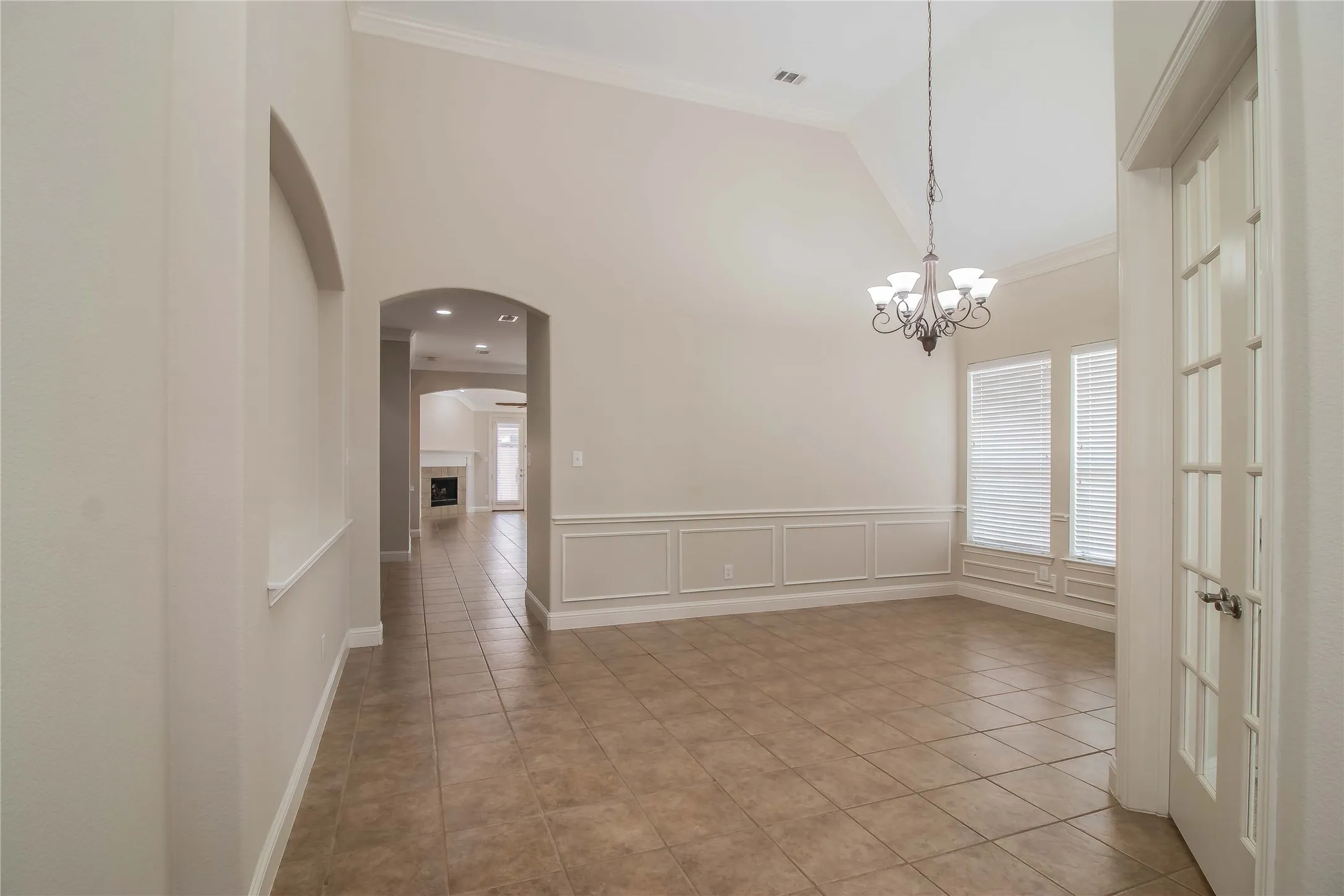 Single Family Residence For Rent in Collin County , 4647 Phillip Drive, Plano, Texas 75024, 3 Bedroom, 2 Bathroom, 2 Garage spaces, 2,207 Sqft, built in 2007, mls#21390582, Real Estate Agent in Plano, Homes For Rent in Collin county, Homes For Rent in Plano, Realtor in Plano Texas, Real Estate Brokerage Independent Realty Texas, Luminita Cordes Realtor