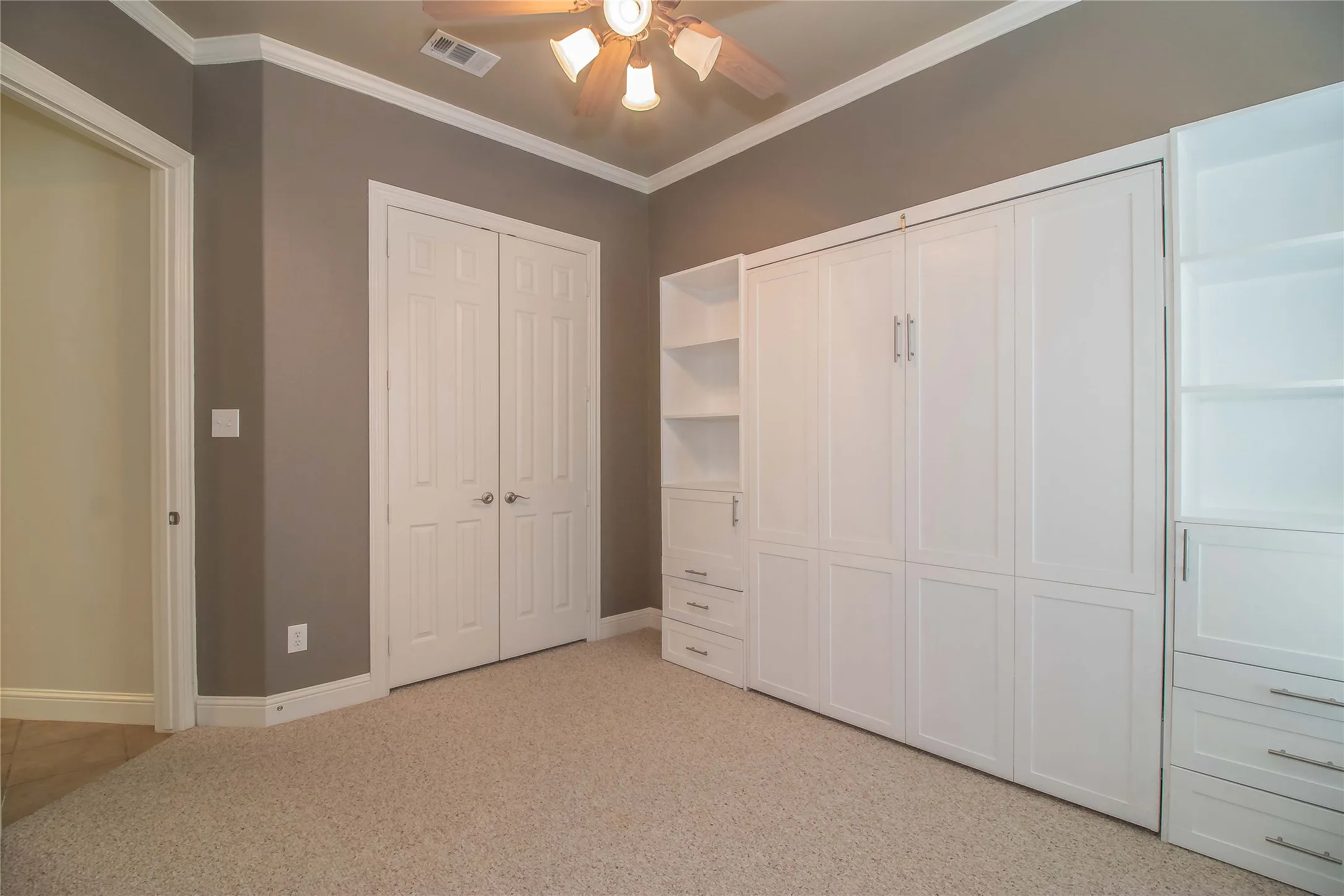 Single Family Residence For Rent in Collin County , 4647 Phillip Drive, Plano, Texas 75024, 3 Bedroom, 2 Bathroom, 2 Garage spaces, 2,207 Sqft, built in 2007, mls#21390582, Real Estate Agent in Plano, Homes For Rent in Collin county, Homes For Rent in Plano, Realtor in Plano Texas, Real Estate Brokerage Independent Realty Texas, Luminita Cordes Realtor