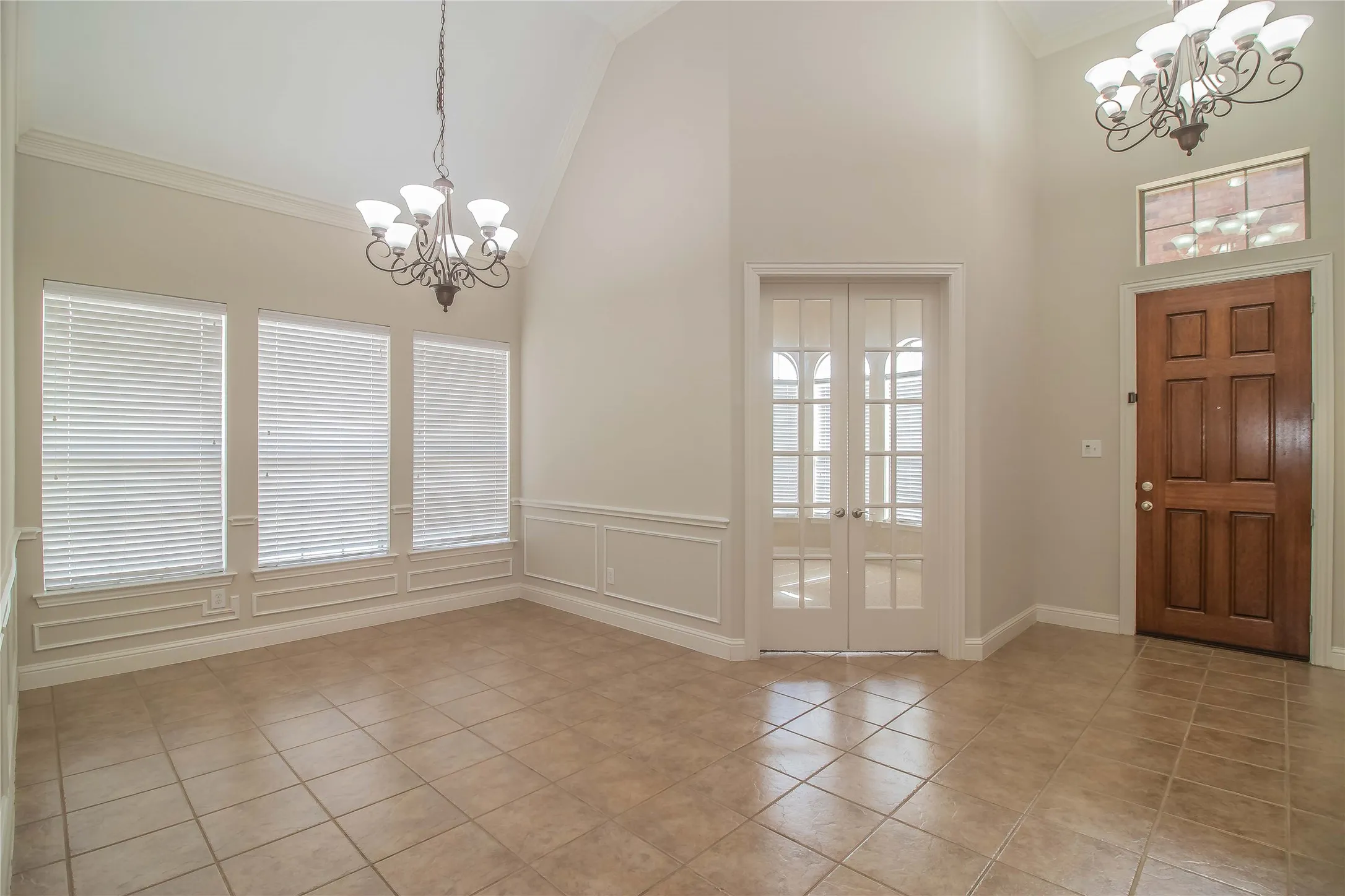 Single Family Residence For Rent in Collin County , 4647 Phillip Drive, Plano, Texas 75024, 3 Bedroom, 2 Bathroom, 2 Garage spaces, 2,207 Sqft, built in 2007, mls#21390582, Real Estate Agent in Plano, Homes For Rent in Collin county, Homes For Rent in Plano, Realtor in Plano Texas, Real Estate Brokerage Independent Realty Texas, Luminita Cordes Realtor