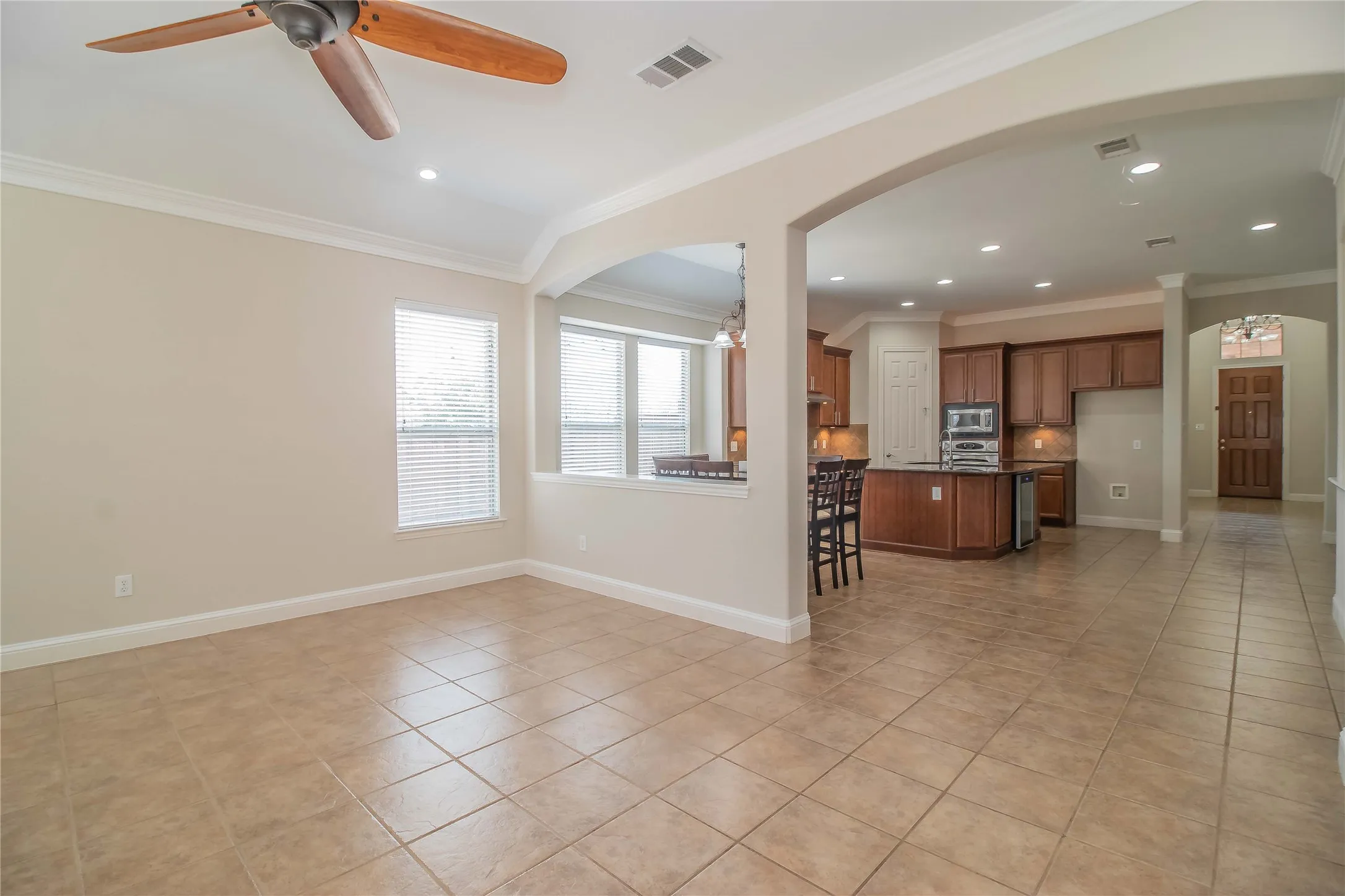 Single Family Residence For Rent in Collin County , 4647 Phillip Drive, Plano, Texas 75024, 3 Bedroom, 2 Bathroom, 2 Garage spaces, 2,207 Sqft, built in 2007, mls#21390582, Real Estate Agent in Plano, Homes For Rent in Collin county, Homes For Rent in Plano, Realtor in Plano Texas, Real Estate Brokerage Independent Realty Texas, Luminita Cordes Realtor
