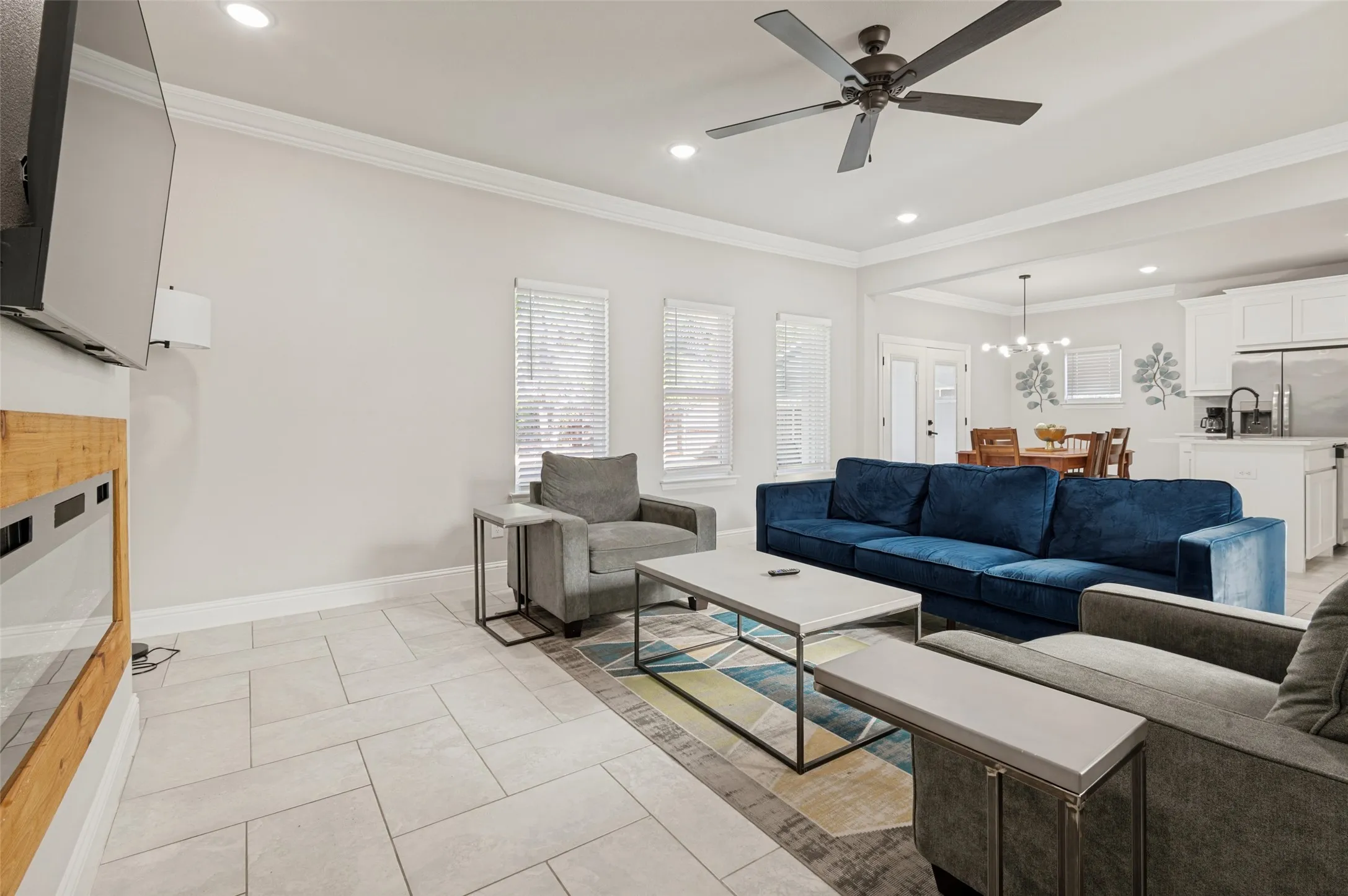 Single Family Residence For Sale in Tarrant County , 1315 Oak Knoll Drive, Haltom City, Texas 76117, 3 Bedroom, 3 Bathroom, 2 Garage spaces, 1,900 Sqft, built in 2023, mls#21388341, Real Estate Agent in Haltom City, Homes For Sale in Tarrant county, Homes For Sale in Haltom City, Realtor in Haltom City Texas, Real Estate Brokerage Independent Realty Texas, Luminita Cordes Realtor