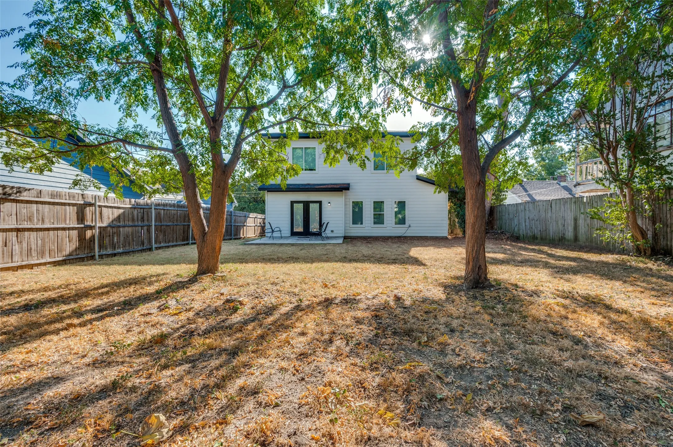 Single Family Residence For Sale in Tarrant County , 1315 Oak Knoll Drive, Haltom City, Texas 76117, 3 Bedroom, 3 Bathroom, 2 Garage spaces, 1,900 Sqft, built in 2023, mls#21388341, Real Estate Agent in Haltom City, Homes For Sale in Tarrant county, Homes For Sale in Haltom City, Realtor in Haltom City Texas, Real Estate Brokerage Independent Realty Texas, Luminita Cordes Realtor