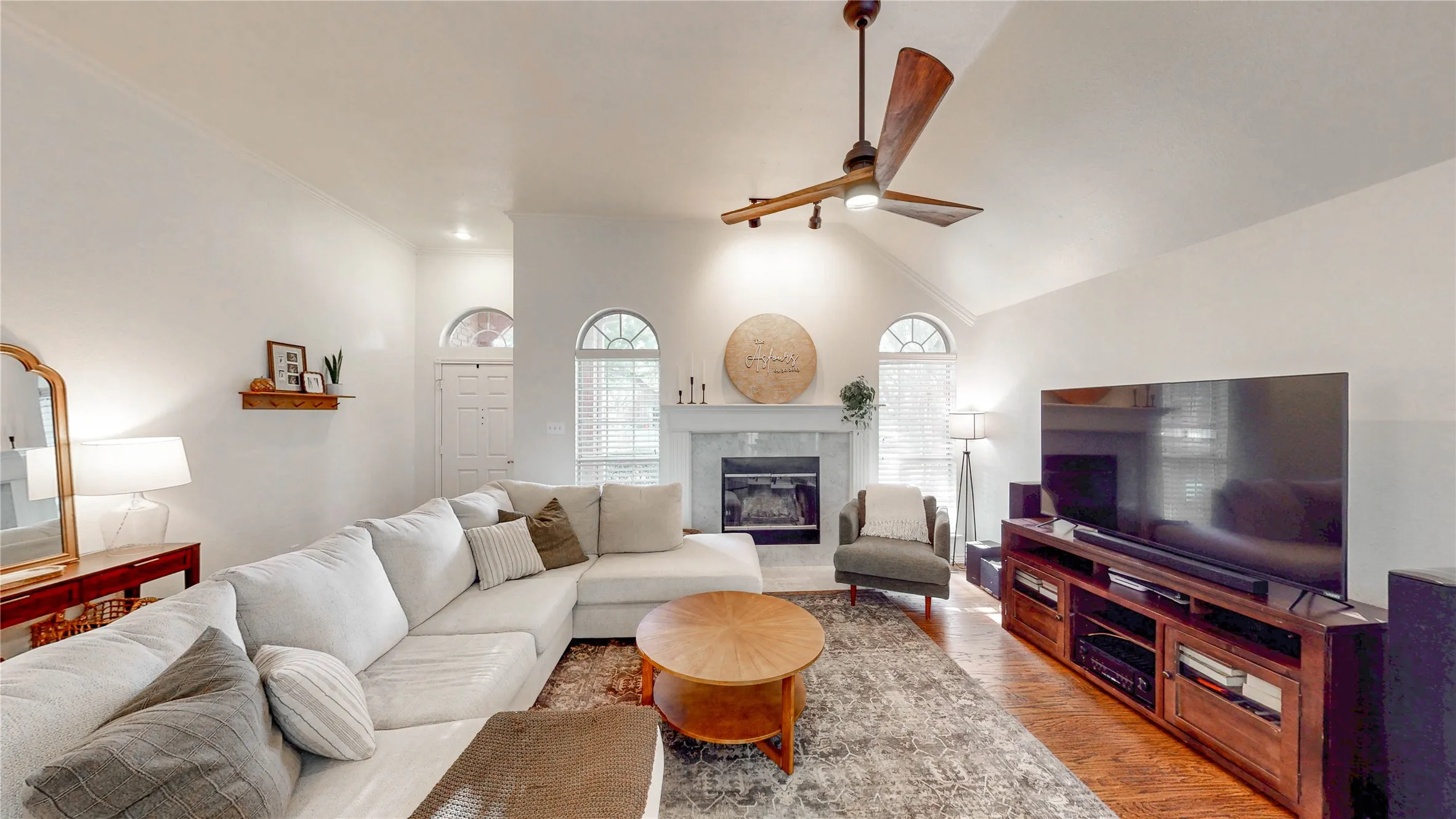 Single Family Residence For Sale in Denton County , 4612 Sandera Lane, Flower Mound, Texas 75028, 3 Bedroom, 2 Bathroom, 2 Garage spaces, 1,482 Sqft, built in 1992, mls#21391430, Real Estate Agent in Flower Mound, Homes For Sale in Denton county, Homes For Sale in Flower Mound, Realtor in Flower Mound Texas, Real Estate Brokerage Independent Realty Texas, Luminita Cordes Realtor