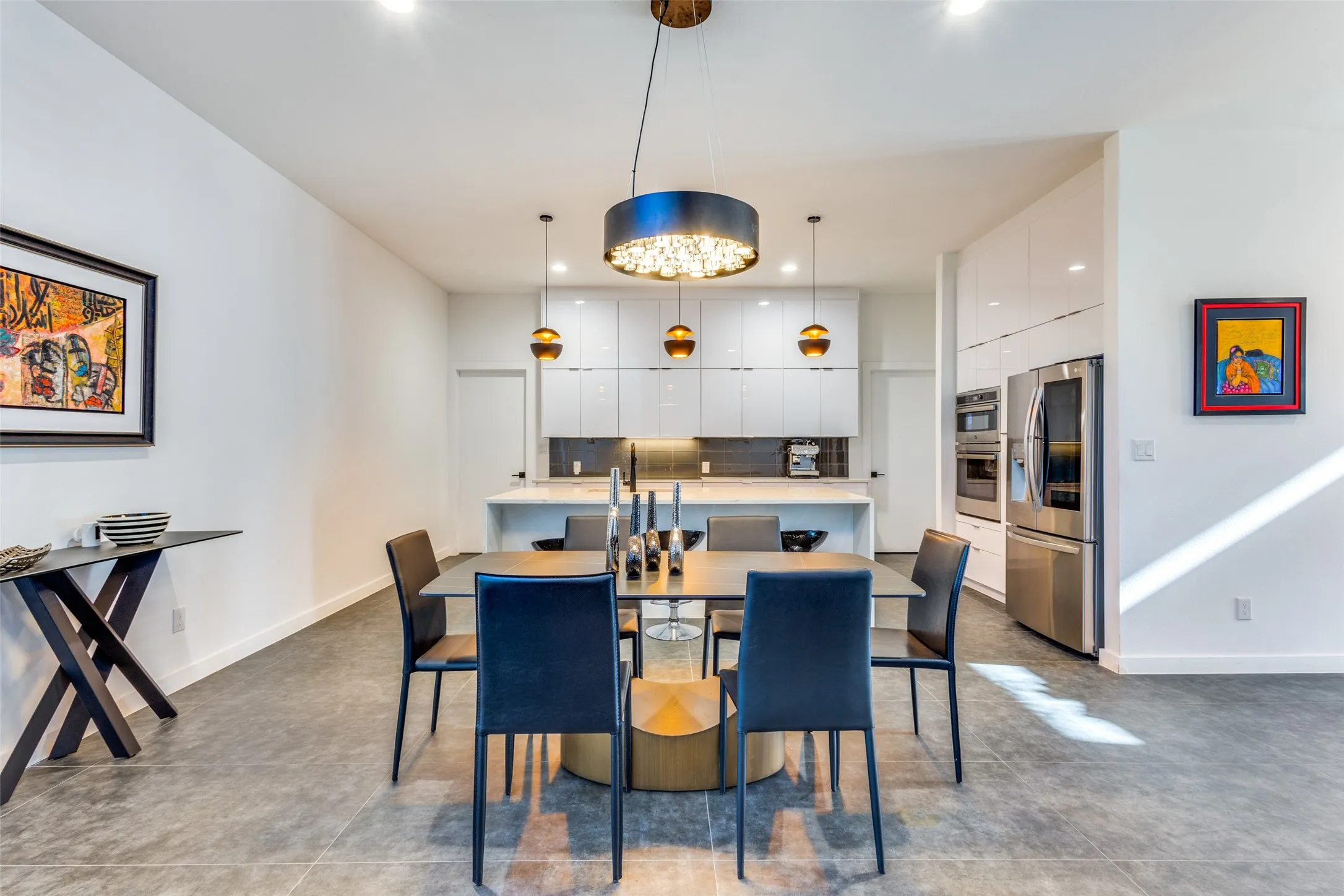 Single Family Residence For Rent in Collin County , 9774 Sunset Drive, Frisco, Texas 75033, 4 Bedroom, 4 Bathroom, 2 Garage spaces, 3,268 Sqft, built in 2021, mls#21391411, Real Estate Agent in Frisco, Homes For Rent in Collin county, Homes For Rent in Frisco, Realtor in Frisco Texas, Real Estate Brokerage Independent Realty Texas, Luminita Cordes Realtor
