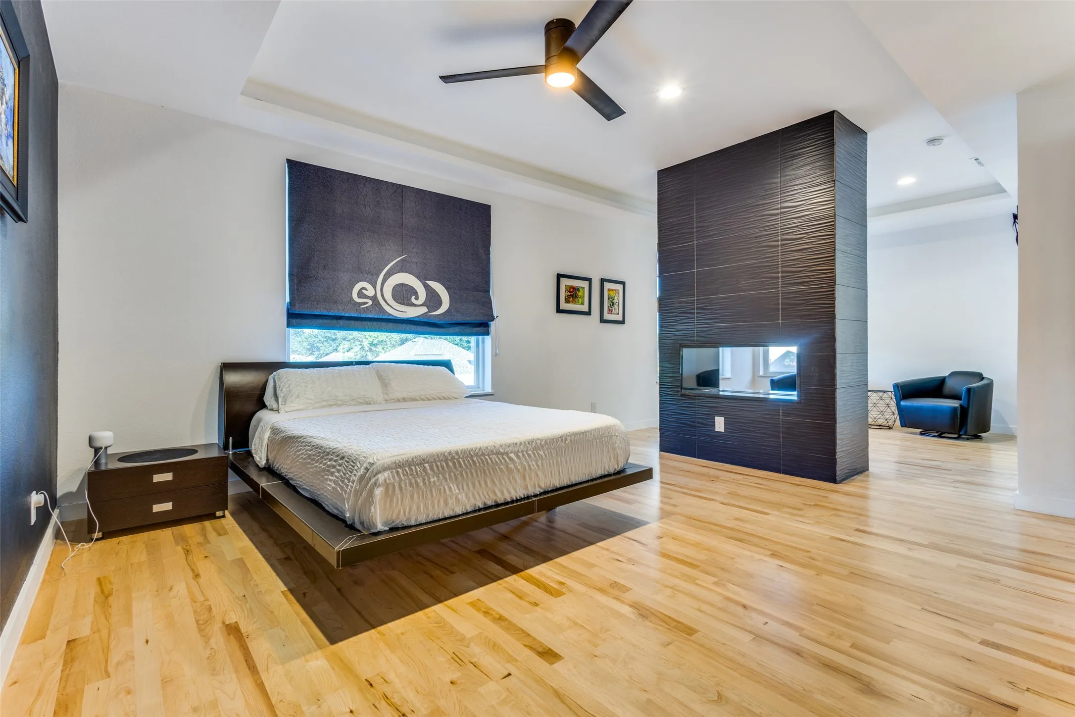 primary bedroom 2-upstairs