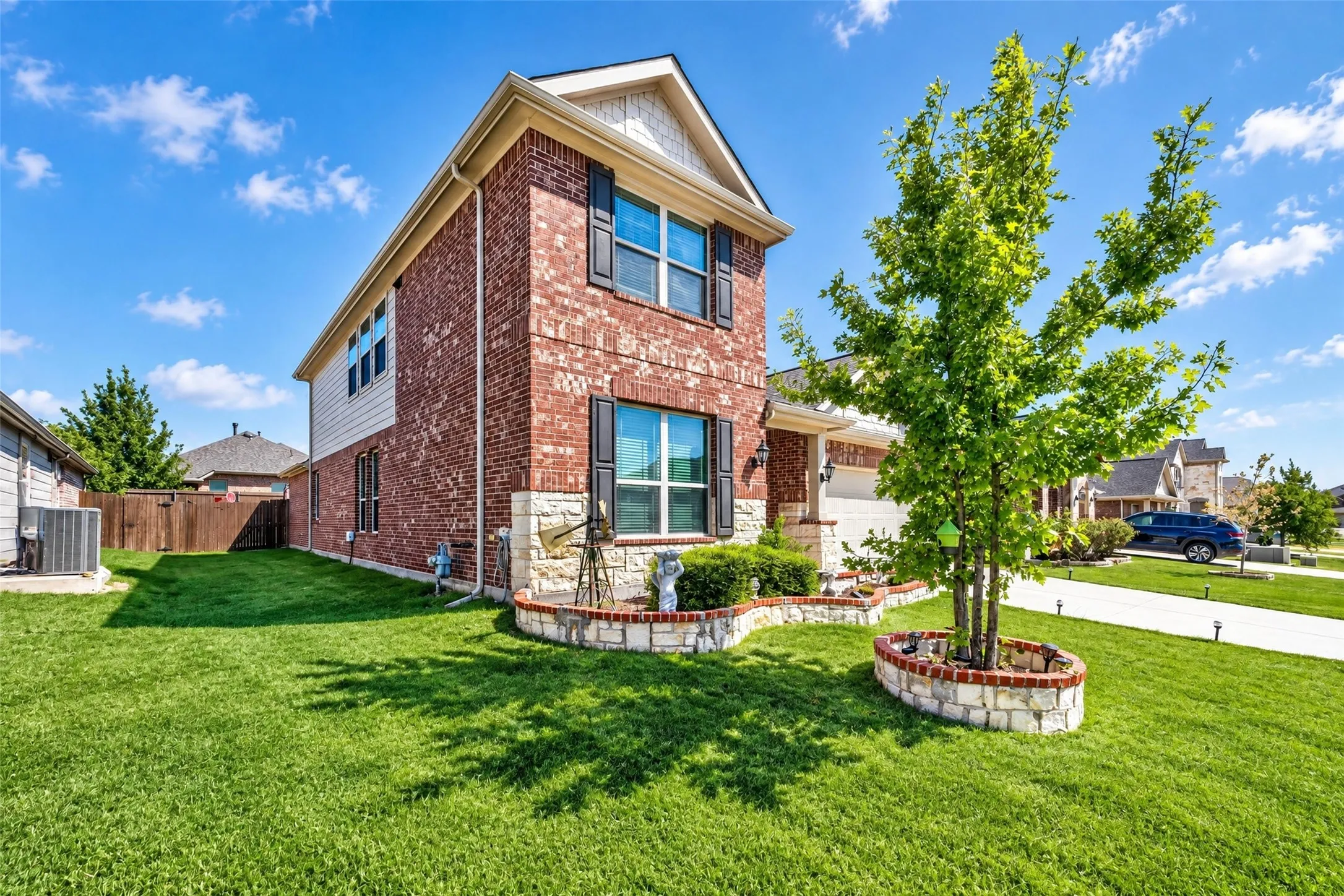 Single Family Residence For Rent in Collin County , 1318 Crossvine Drive, Anna, Texas 75409, 4 Bedroom, 4 Bathroom, 2 Garage spaces, 3,168 Sqft, built in 2019, mls#21390158, Real Estate Agent in Anna, Homes For Rent in Collin county, Homes For Rent in Anna, Realtor in Anna Texas, Real Estate Brokerage Independent Realty Texas, Luminita Cordes Realtor
