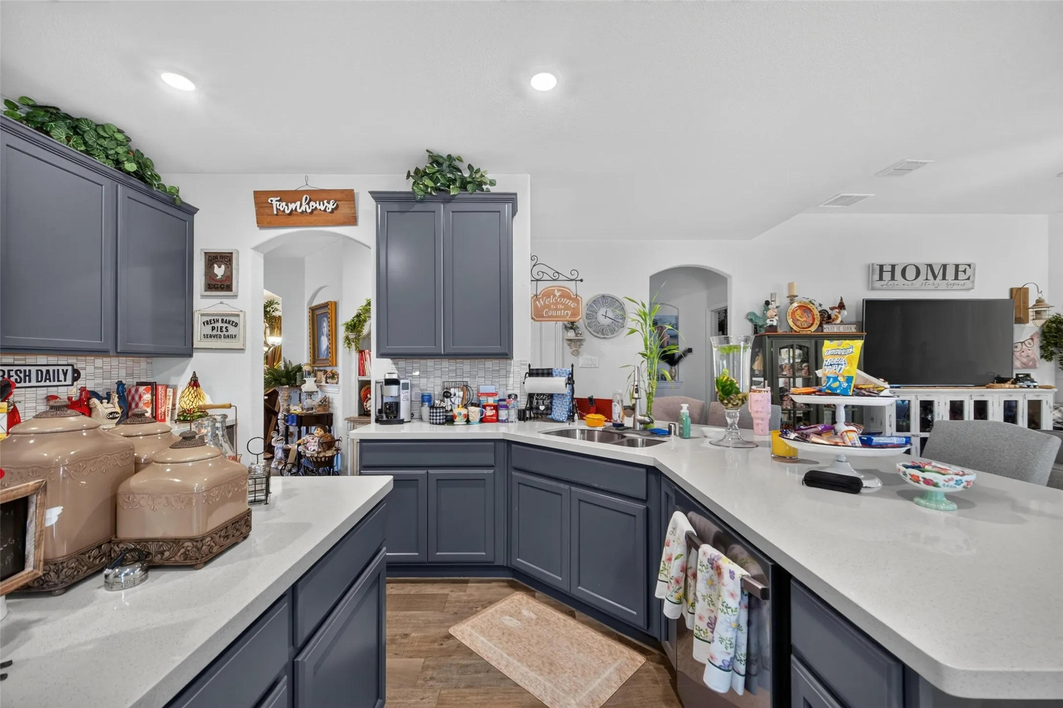 Single Family Residence For Rent in Collin County , 1318 Crossvine Drive, Anna, Texas 75409, 4 Bedroom, 4 Bathroom, 2 Garage spaces, 3,168 Sqft, built in 2019, mls#21390158, Real Estate Agent in Anna, Homes For Rent in Collin county, Homes For Rent in Anna, Realtor in Anna Texas, Real Estate Brokerage Independent Realty Texas, Luminita Cordes Realtor
