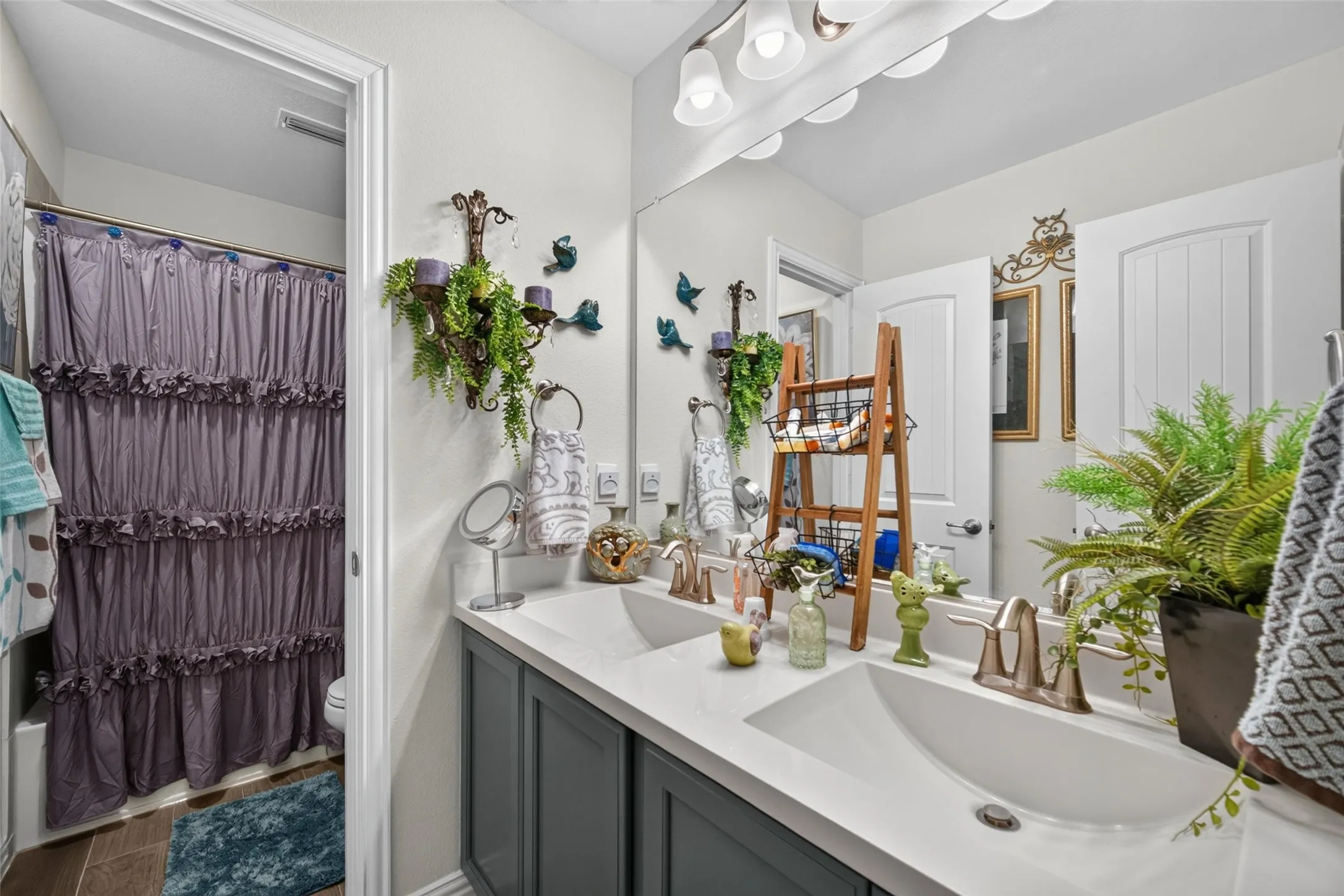 Single Family Residence For Rent in Collin County , 1318 Crossvine Drive, Anna, Texas 75409, 4 Bedroom, 4 Bathroom, 2 Garage spaces, 3,168 Sqft, built in 2019, mls#21390158, Real Estate Agent in Anna, Homes For Rent in Collin county, Homes For Rent in Anna, Realtor in Anna Texas, Real Estate Brokerage Independent Realty Texas, Luminita Cordes Realtor