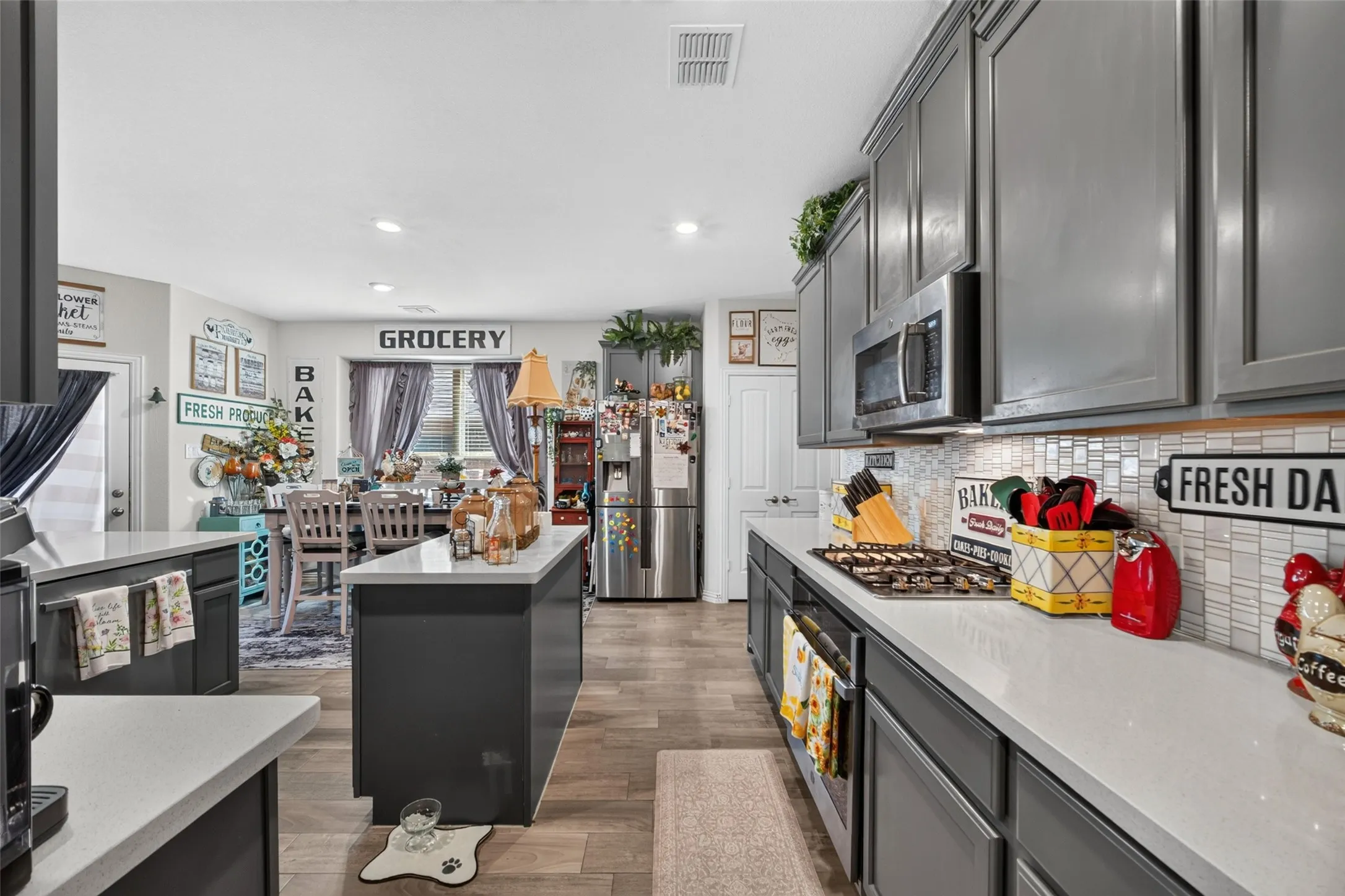 Single Family Residence For Rent in Collin County , 1318 Crossvine Drive, Anna, Texas 75409, 4 Bedroom, 4 Bathroom, 2 Garage spaces, 3,168 Sqft, built in 2019, mls#21390158, Real Estate Agent in Anna, Homes For Rent in Collin county, Homes For Rent in Anna, Realtor in Anna Texas, Real Estate Brokerage Independent Realty Texas, Luminita Cordes Realtor