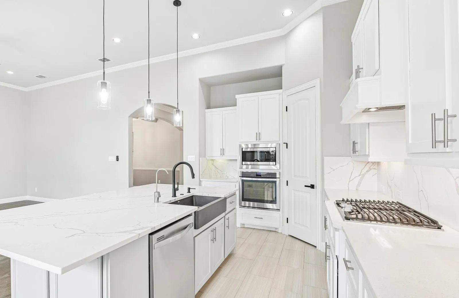 Single Family Residence For Sale in Rockwall County , 1036 Windy Hill Lane, Rockwall, Texas 75087, 5 Bedroom, 4 Bathroom, 3 Garage spaces, 3,372 Sqft, built in 2017, mls#21391434, Real Estate Agent in Rockwall, Homes For Sale in Rockwall county, Homes For Sale in Rockwall, Realtor in Rockwall Texas, Real Estate Brokerage Independent Realty Texas, Luminita Cordes Realtor