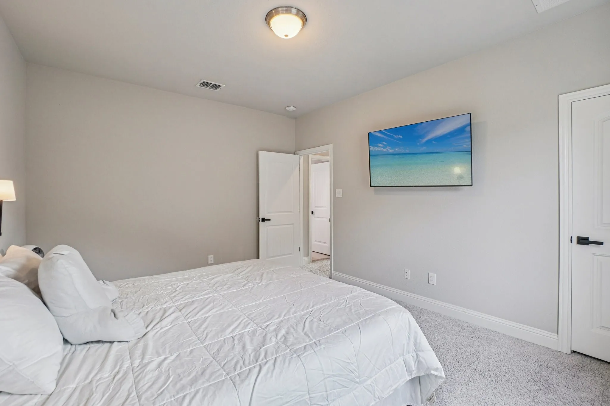 Single Family Residence For Sale in Rockwall County , 1036 Windy Hill Lane, Rockwall, Texas 75087, 5 Bedroom, 4 Bathroom, 3 Garage spaces, 3,372 Sqft, built in 2017, mls#21391434, Real Estate Agent in Rockwall, Homes For Sale in Rockwall county, Homes For Sale in Rockwall, Realtor in Rockwall Texas, Real Estate Brokerage Independent Realty Texas, Luminita Cordes Realtor