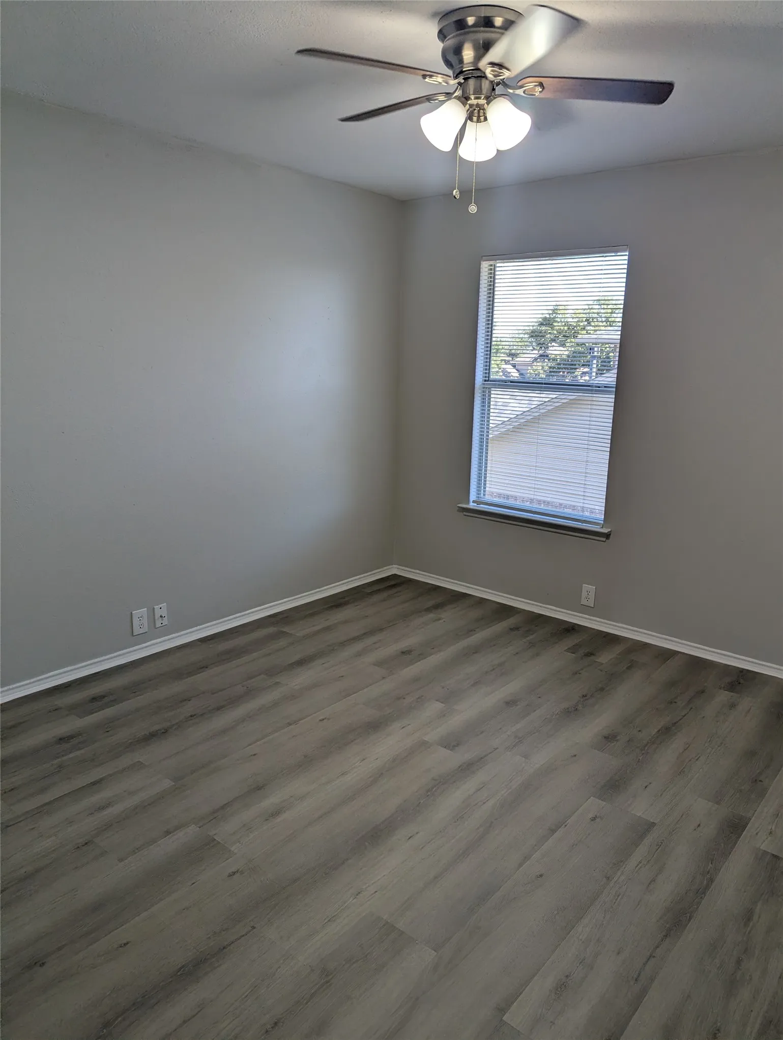Single Family Residence For Rent in Tarrant County , 3009 Stonewall Lane, Fort Worth, Texas 76123, 4 Bedroom, 3 Bathroom, 2 Garage spaces, 2,784 Sqft, built in 1997, mls#21391437, Real Estate Agent in Fort Worth, Homes For Rent in Tarrant county, Homes For Rent in Fort Worth, Realtor in Fort Worth Texas, Real Estate Brokerage Independent Realty Texas, Luminita Cordes Realtor