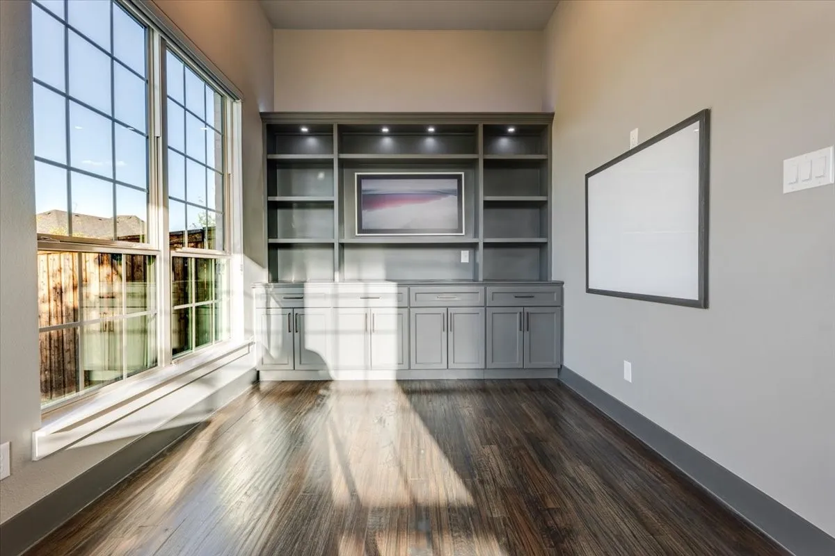 Single Family Residence For Rent in Collin County , 4102 Parkview Boulevard, Celina, Texas 75009, 5 Bedroom, 6 Bathroom, 3 Garage spaces, 5,117 Sqft, built in 2022, mls#21391433, Real Estate Agent in Celina, Homes For Rent in Collin county, Homes For Rent in Celina, Realtor in Celina Texas, Real Estate Brokerage Independent Realty Texas, Luminita Cordes Realtor