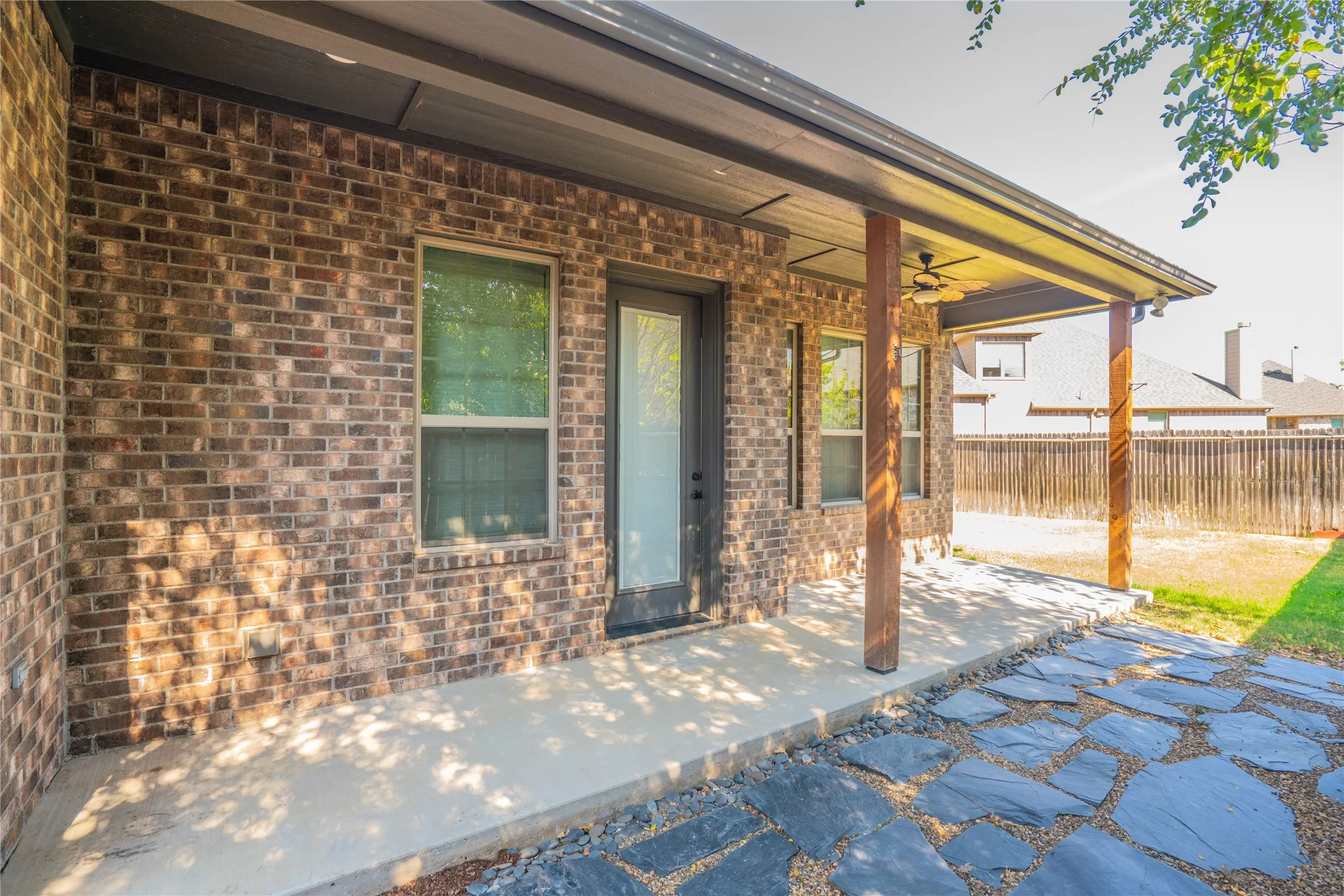 Single Family Residence For Sale in Wise County , 3005 Dry Creek Court, Decatur, Texas 76234, 3 Bedroom, 2 Bathroom, 2 Garage spaces, 1,812 Sqft, built in 2017, mls#21391423, Real Estate Agent in Decatur, Homes For Sale in Wise county, Homes For Sale in Decatur, Realtor in Decatur Texas, Real Estate Brokerage Independent Realty Texas, Luminita Cordes Realtor