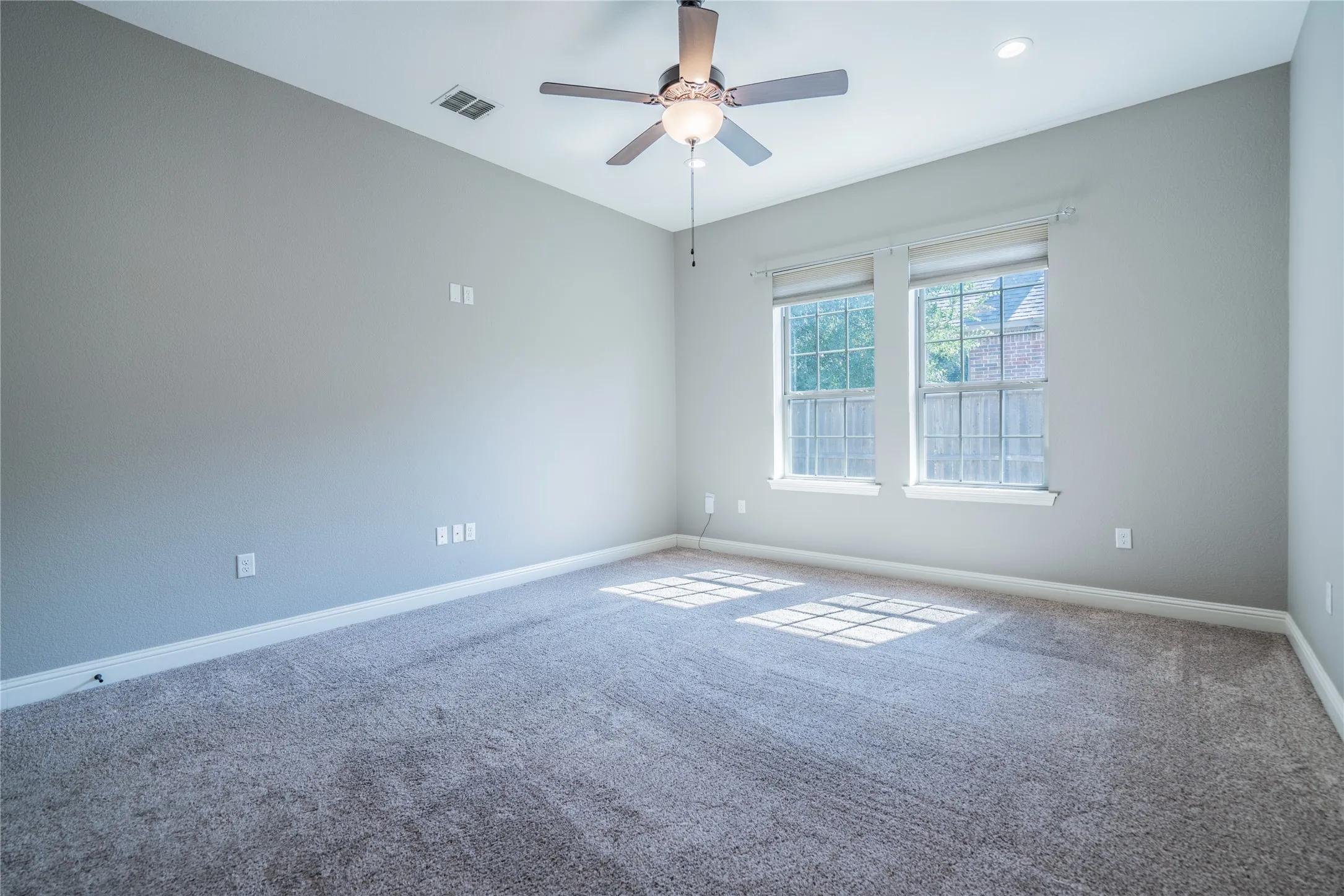 Single Family Residence For Sale in Wise County , 3005 Dry Creek Court, Decatur, Texas 76234, 3 Bedroom, 2 Bathroom, 2 Garage spaces, 1,812 Sqft, built in 2017, mls#21391423, Real Estate Agent in Decatur, Homes For Sale in Wise county, Homes For Sale in Decatur, Realtor in Decatur Texas, Real Estate Brokerage Independent Realty Texas, Luminita Cordes Realtor