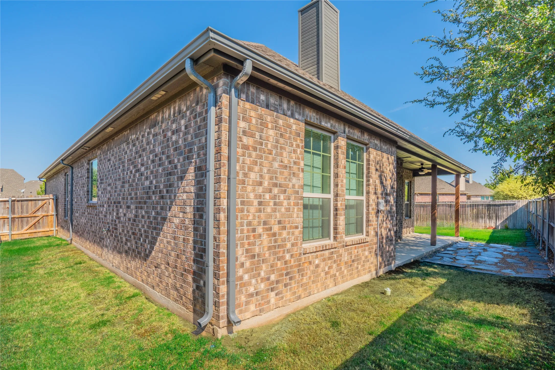 Single Family Residence For Sale in Wise County , 3005 Dry Creek Court, Decatur, Texas 76234, 3 Bedroom, 2 Bathroom, 2 Garage spaces, 1,812 Sqft, built in 2017, mls#21391423, Real Estate Agent in Decatur, Homes For Sale in Wise county, Homes For Sale in Decatur, Realtor in Decatur Texas, Real Estate Brokerage Independent Realty Texas, Luminita Cordes Realtor