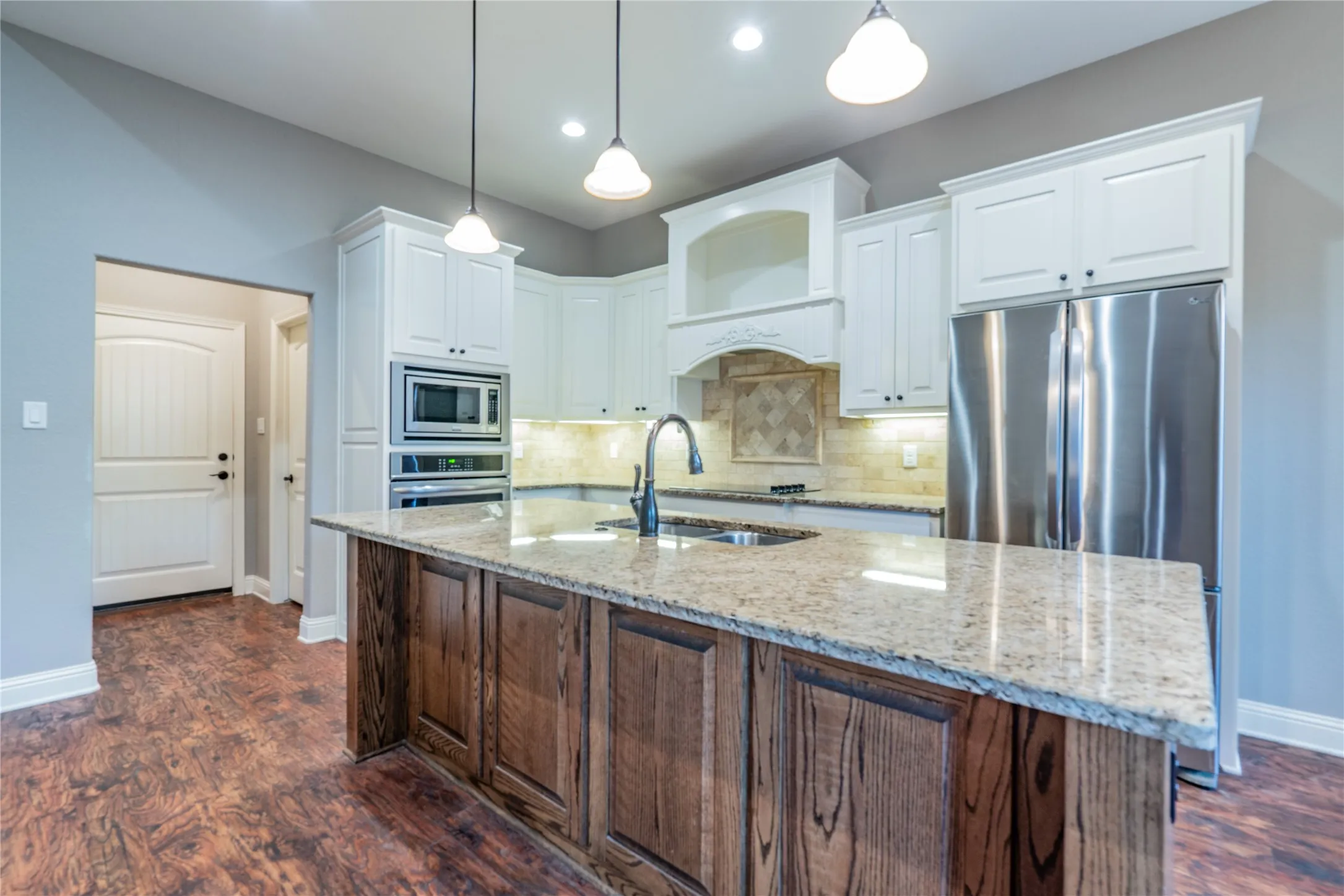 Single Family Residence For Sale in Wise County , 3005 Dry Creek Court, Decatur, Texas 76234, 3 Bedroom, 2 Bathroom, 2 Garage spaces, 1,812 Sqft, built in 2017, mls#21391423, Real Estate Agent in Decatur, Homes For Sale in Wise county, Homes For Sale in Decatur, Realtor in Decatur Texas, Real Estate Brokerage Independent Realty Texas, Luminita Cordes Realtor