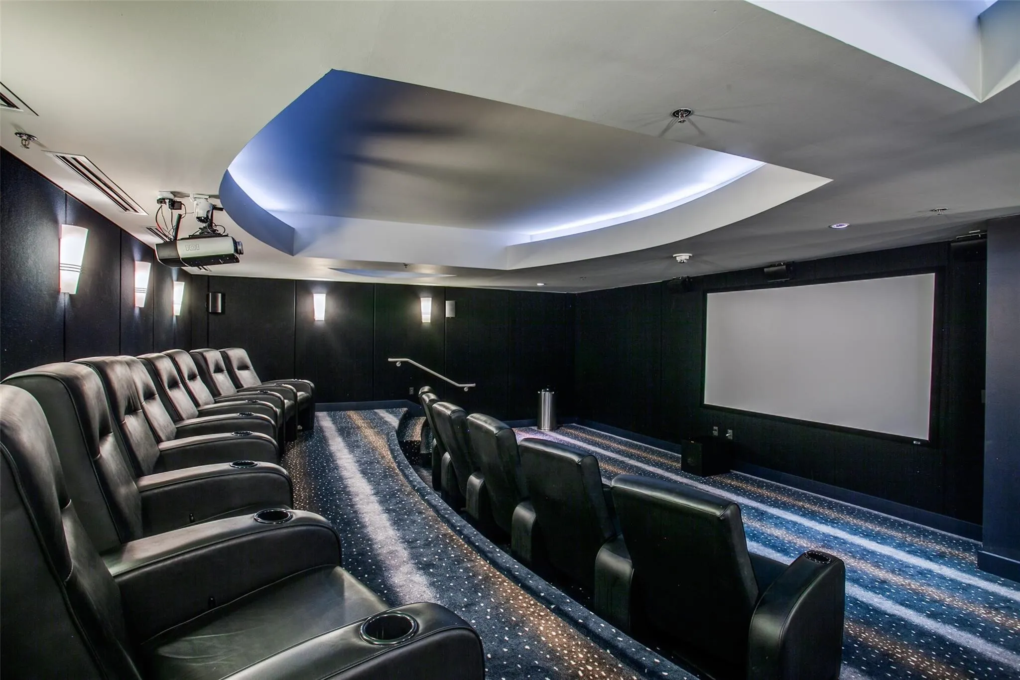 Screening room located on mezzanine level
