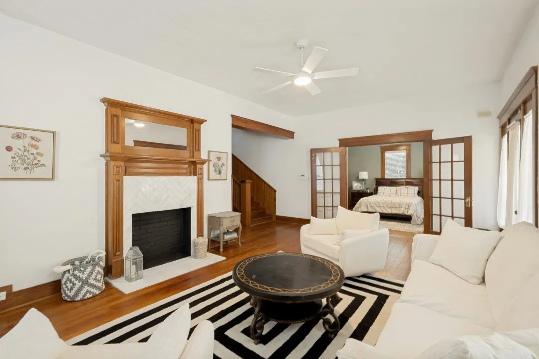 Single Family Residence For Rent in Ellis County , 415 W Franklin Street, Waxahachie, Texas 75165, 5 Bedroom, 3 Bathroom, Garage spaces, 2,564 Sqft, built in 1920, mls#21386870, Real Estate Agent in Waxahachie, Homes For Rent in Ellis county, Homes For Rent in Waxahachie, Realtor in Waxahachie Texas, Real Estate Brokerage Independent Realty Texas, Luminita Cordes Realtor