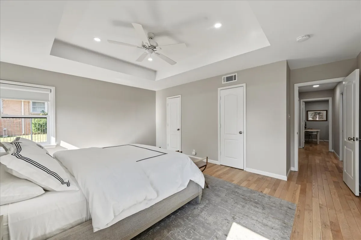 Single Family Residence For Sale in Tarrant County , 1805 Ems Road E, Fort Worth, Texas 76116, 3 Bedroom, 3 Bathroom, 2 Garage spaces, 2,310 Sqft, built in 1960, mls#21391468, Real Estate Agent in Fort Worth, Homes For Sale in Tarrant county, Homes For Sale in Fort Worth, Realtor in Fort Worth Texas, Real Estate Brokerage Independent Realty Texas, Luminita Cordes Realtor