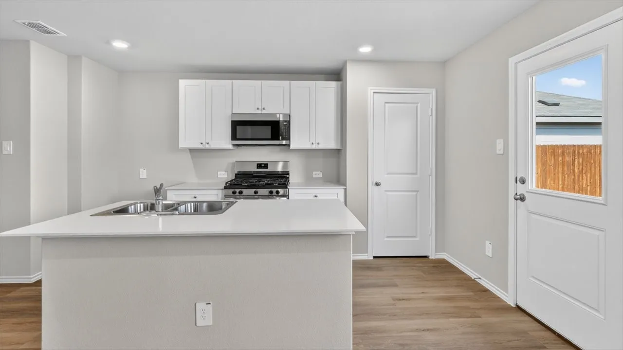 Single Family Residence For Sale in Palo Pinto County , 117 MACH Way, Mineral Wells, Texas 76067, 3 Bedroom, 3 Bathroom, 2 Garage spaces, 1,518 Sqft, built in 2026, mls#21389500, Real Estate Agent in Mineral Wells, Homes For Sale in Palo Pinto county, Homes For Sale in Mineral Wells, Realtor in Mineral Wells Texas, Real Estate Brokerage Independent Realty Texas, Luminita Cordes Realtor